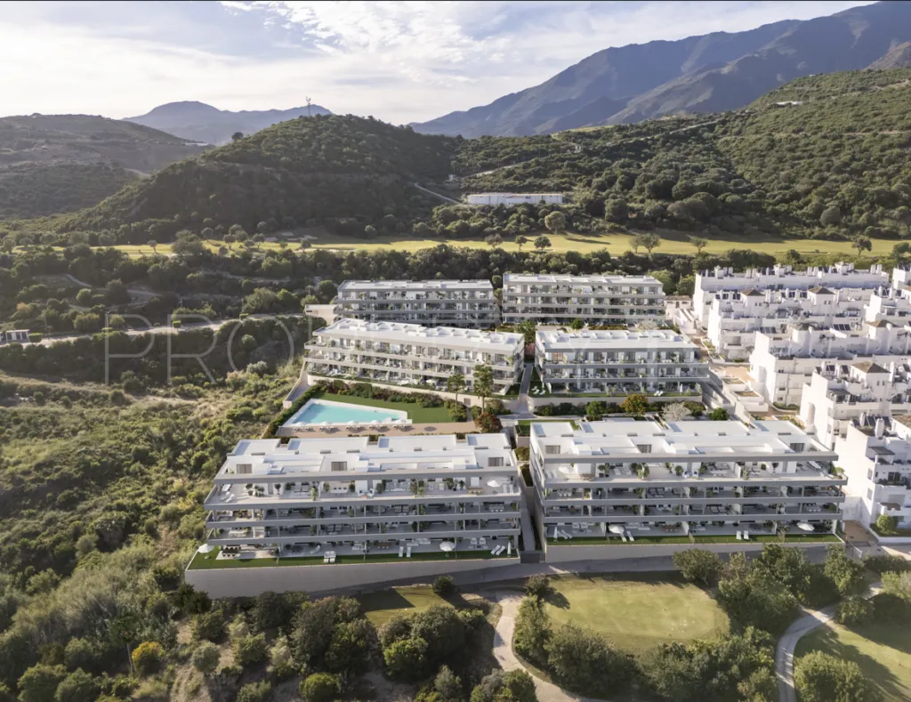 Ático a la venta con 3 dormitorios en Estepona Golf