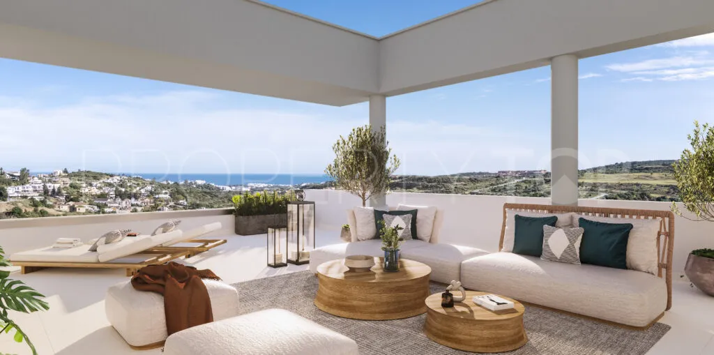 Ático a la venta con 3 dormitorios en Estepona Golf