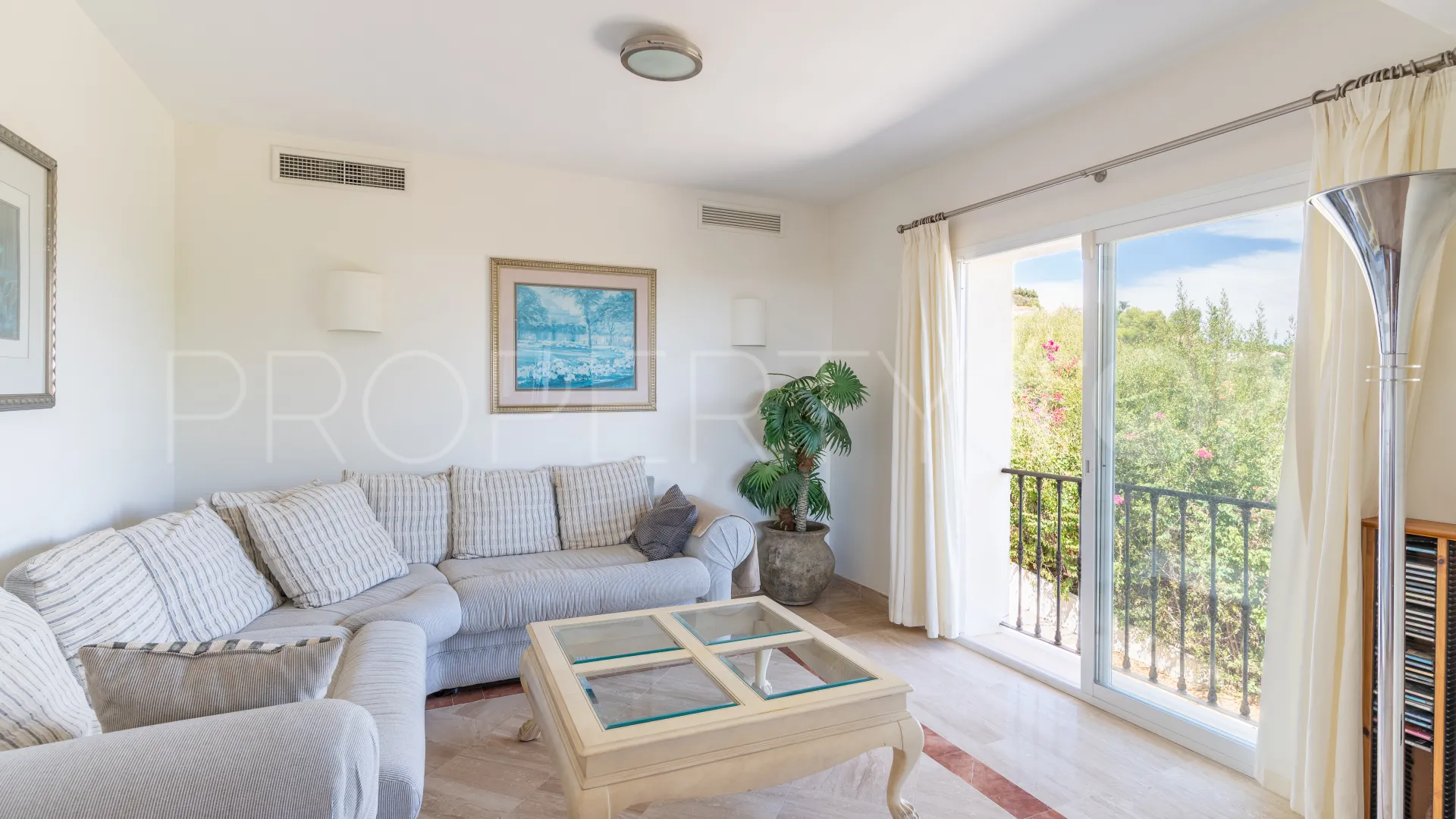 5 bedrooms Puerto del Almendro villa for sale