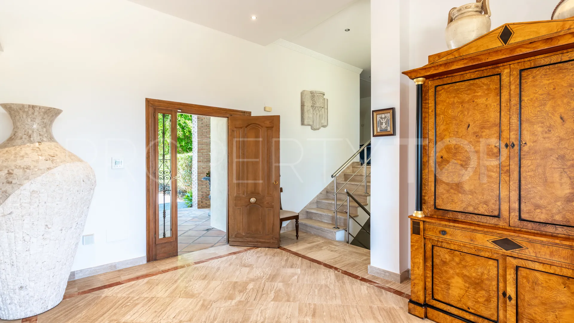 5 bedrooms Puerto del Almendro villa for sale