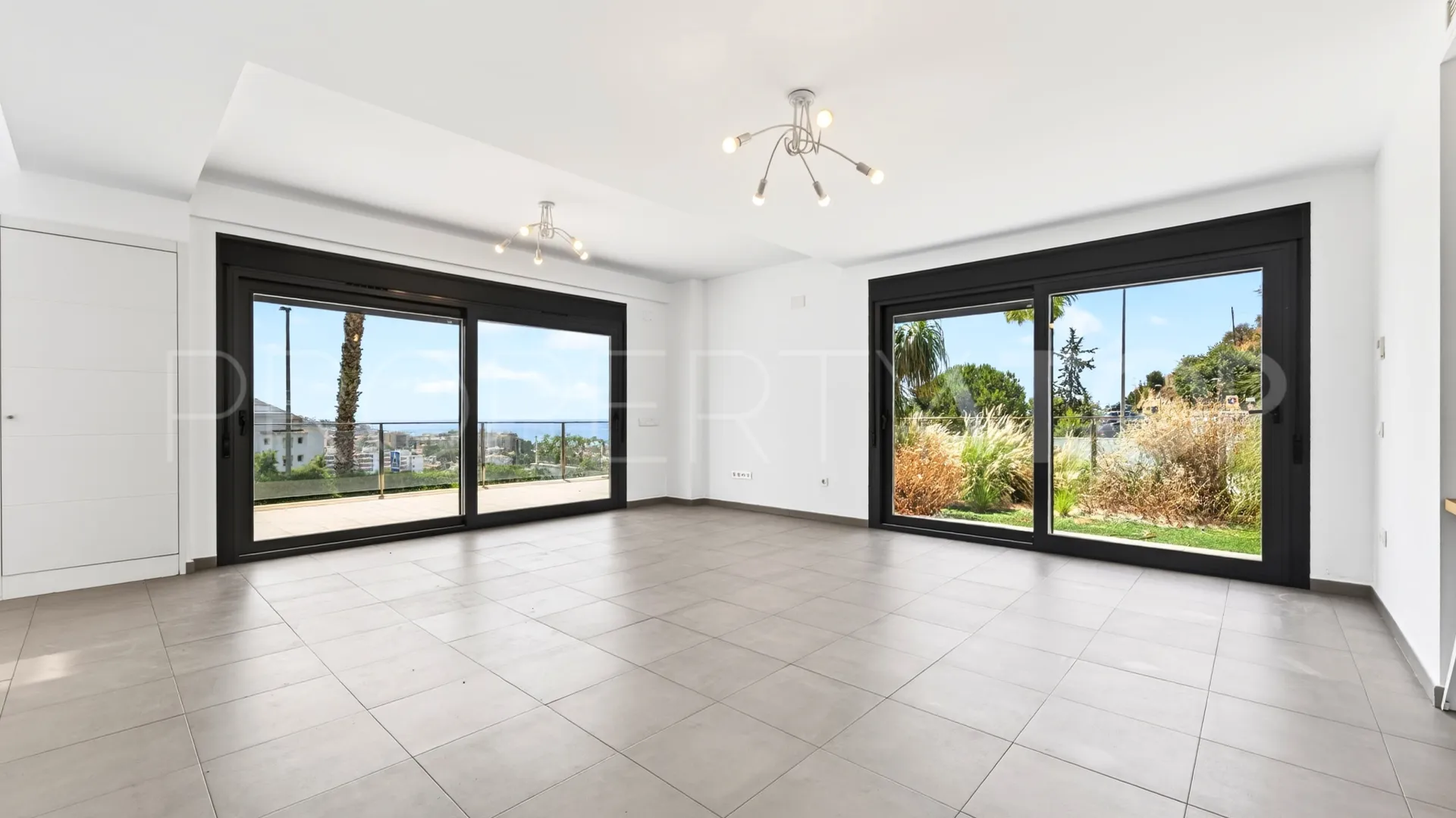 Pareado en venta en Cerrado Calderón - El Morlaco de 4 dormitorios