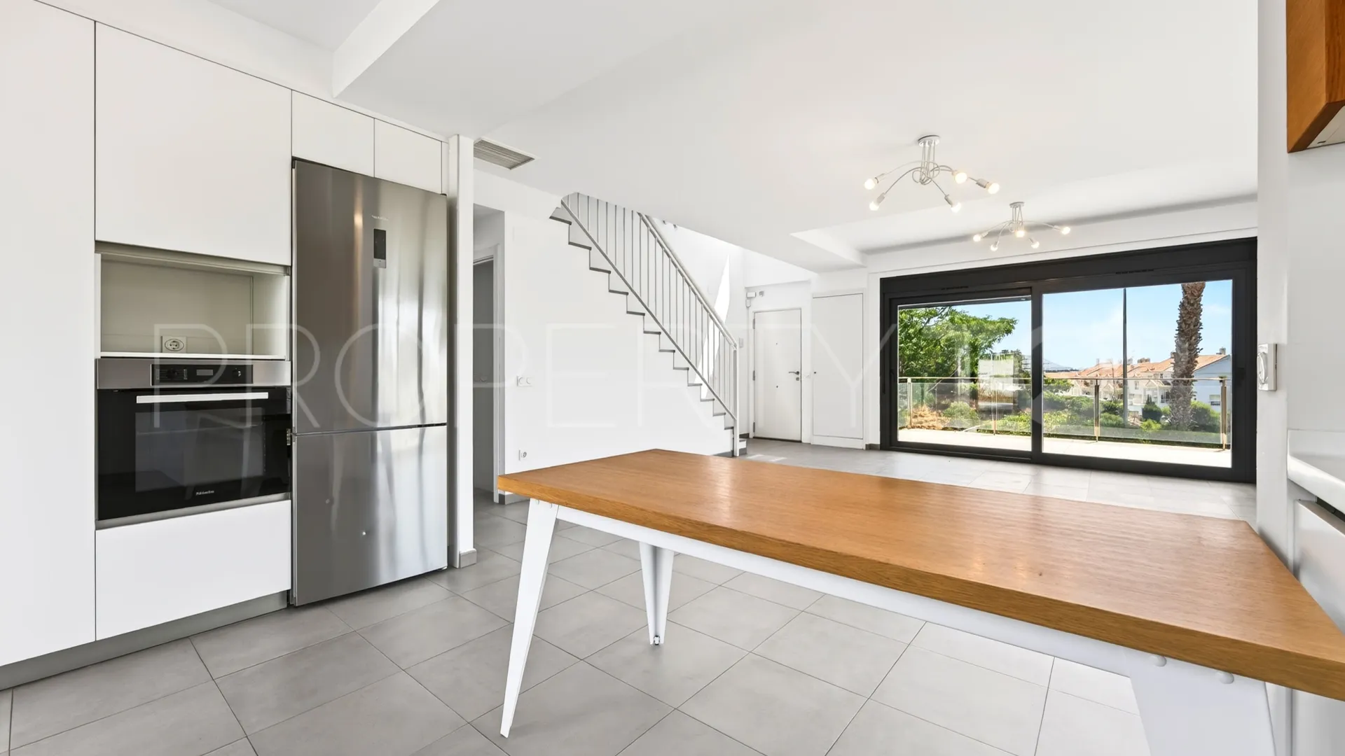 Pareado en venta en Cerrado Calderón - El Morlaco de 4 dormitorios
