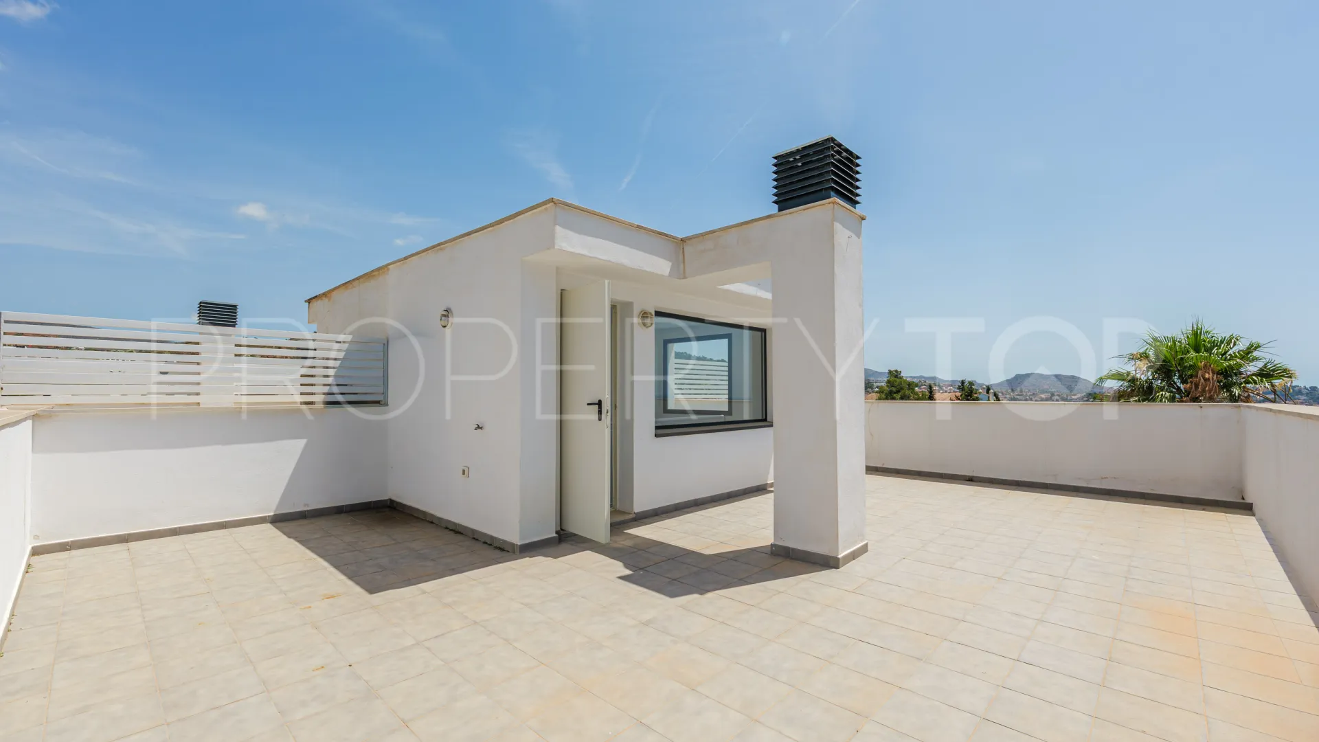 Pareado en venta en Cerrado Calderón - El Morlaco de 4 dormitorios