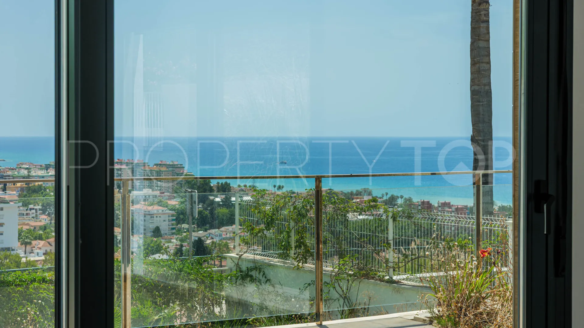 Pareado en venta en Cerrado Calderón - El Morlaco de 4 dormitorios