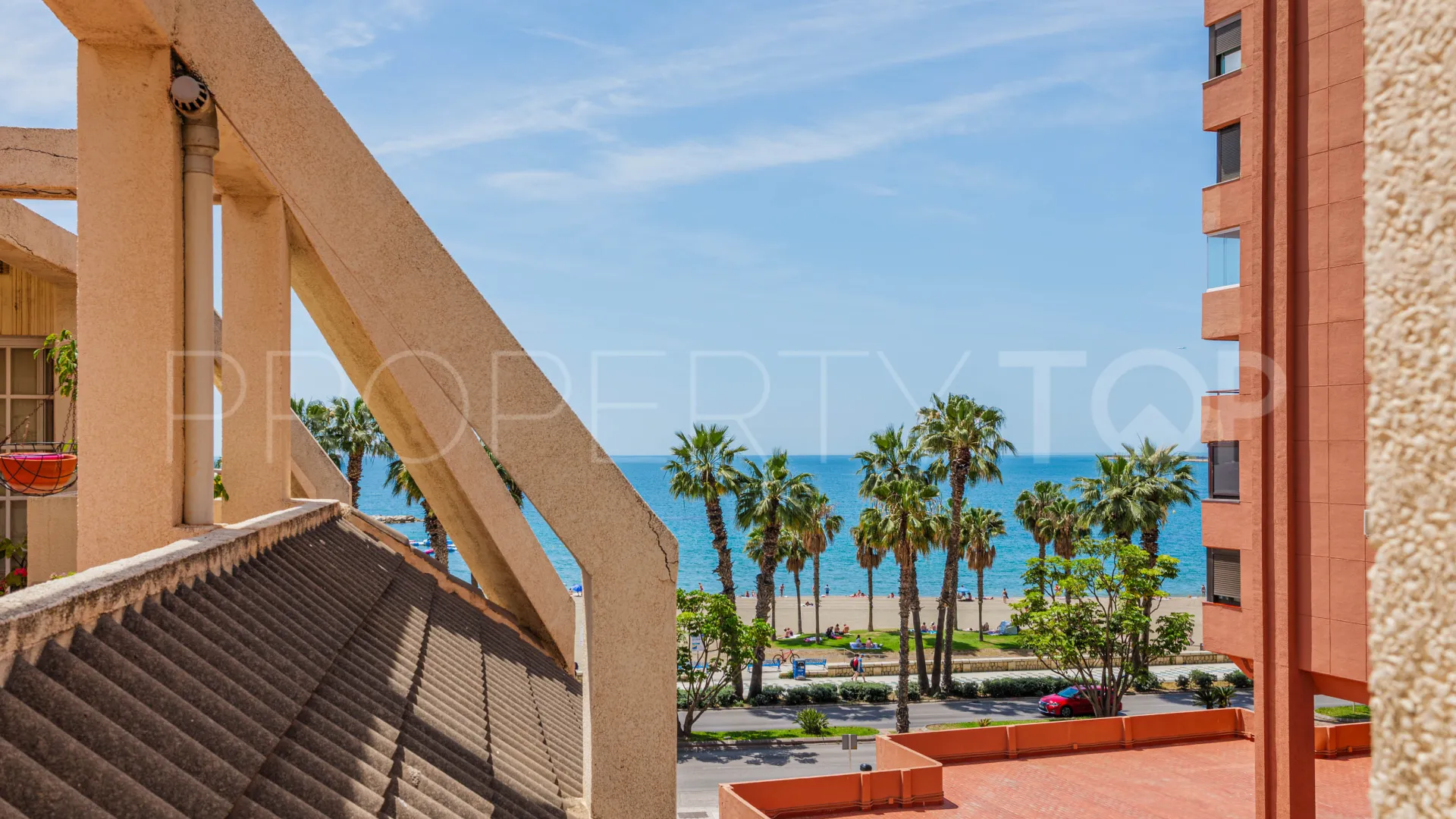 For sale La Malagueta - La Caleta penthouse with 3 bedrooms