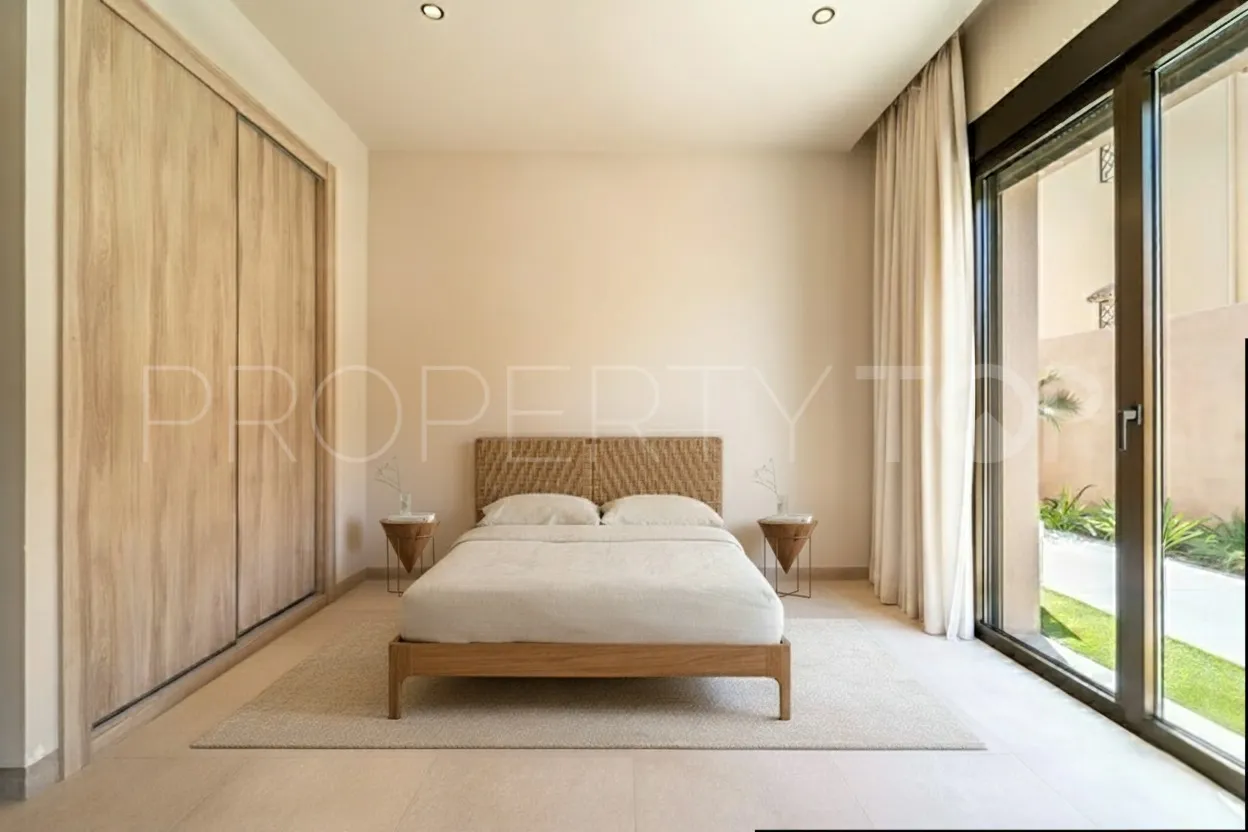 Villa for sale in Churriana