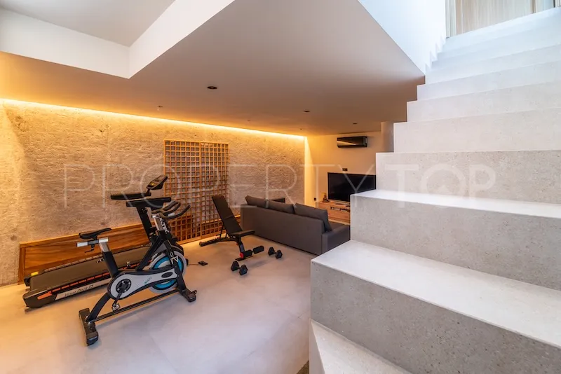 Villa for sale in Churriana