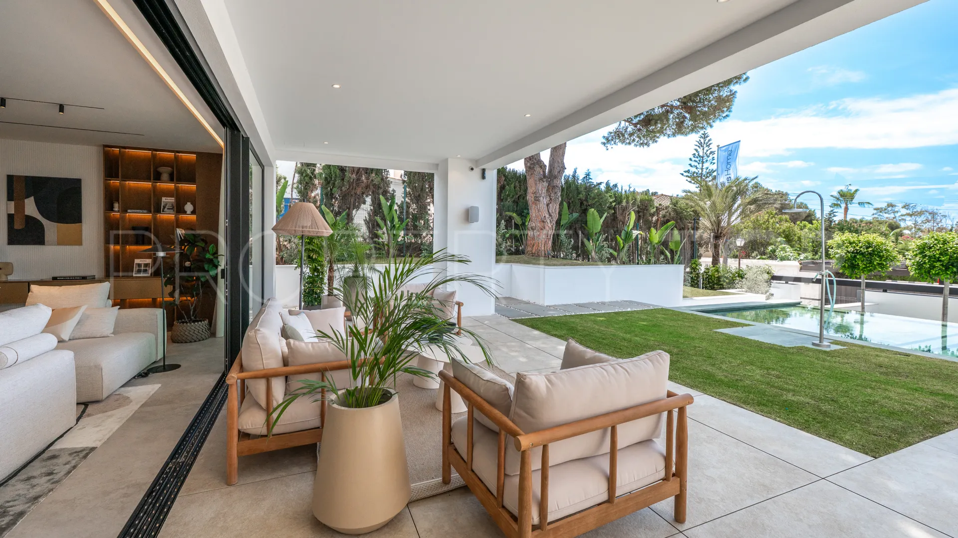 For sale Marbesa 6 bedrooms villa