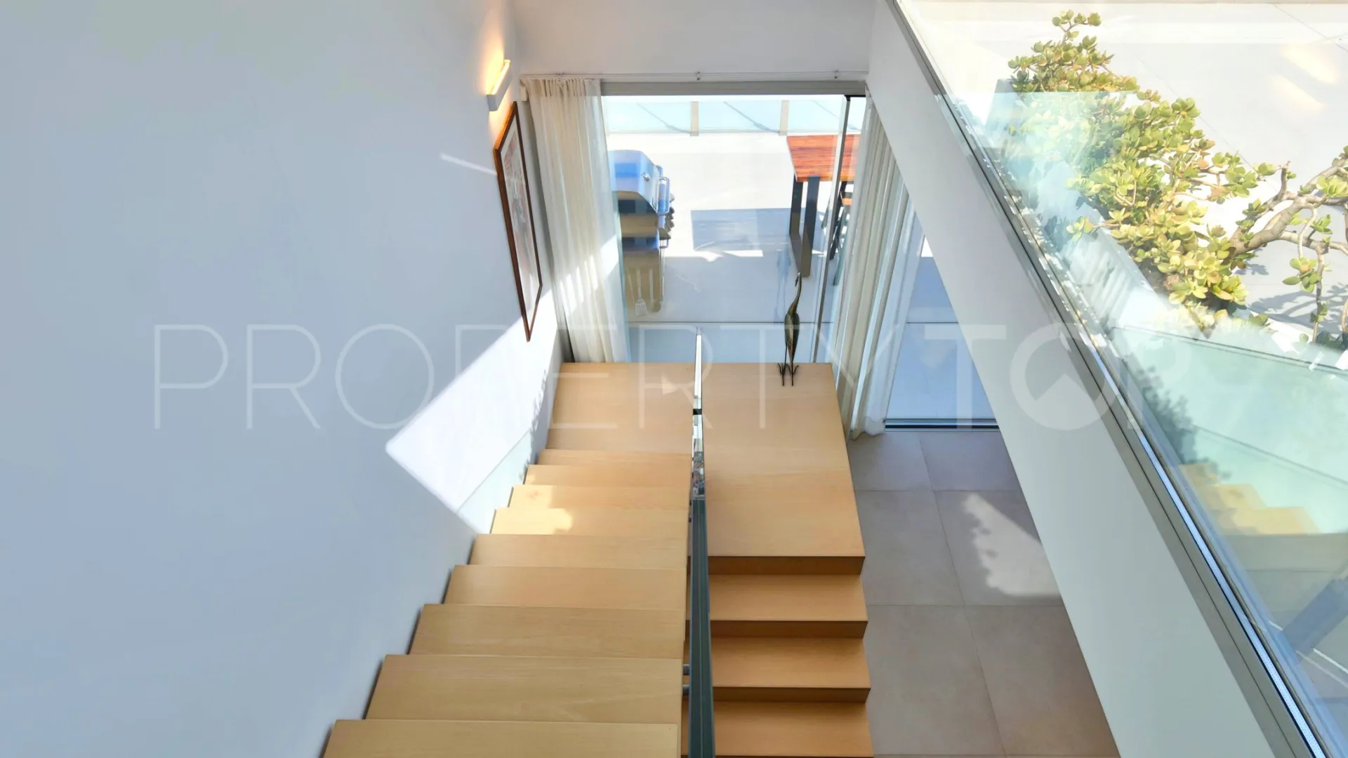 Se vende atico duplex en Benalmadena Costa con 3 dormitorios