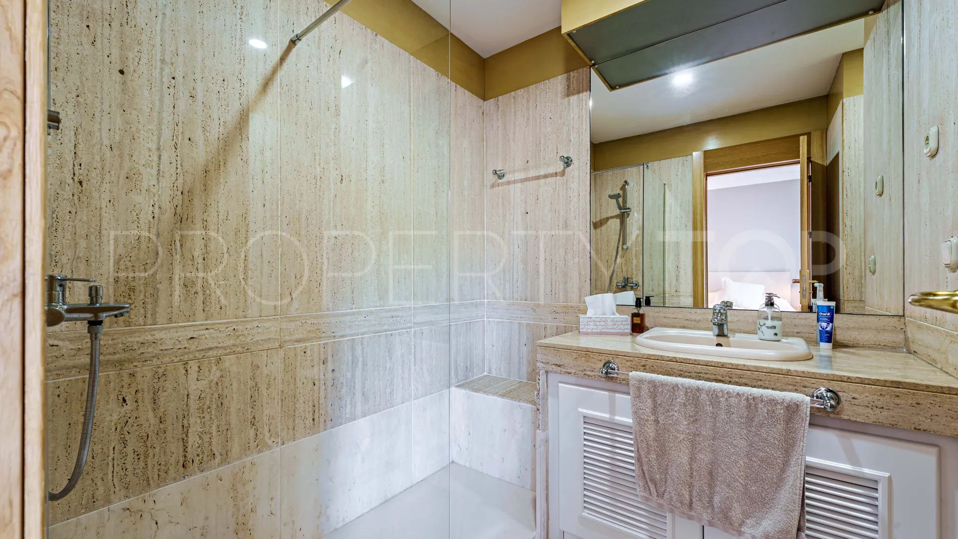 Malaga - Este, villa en venta de 6 dormitorios