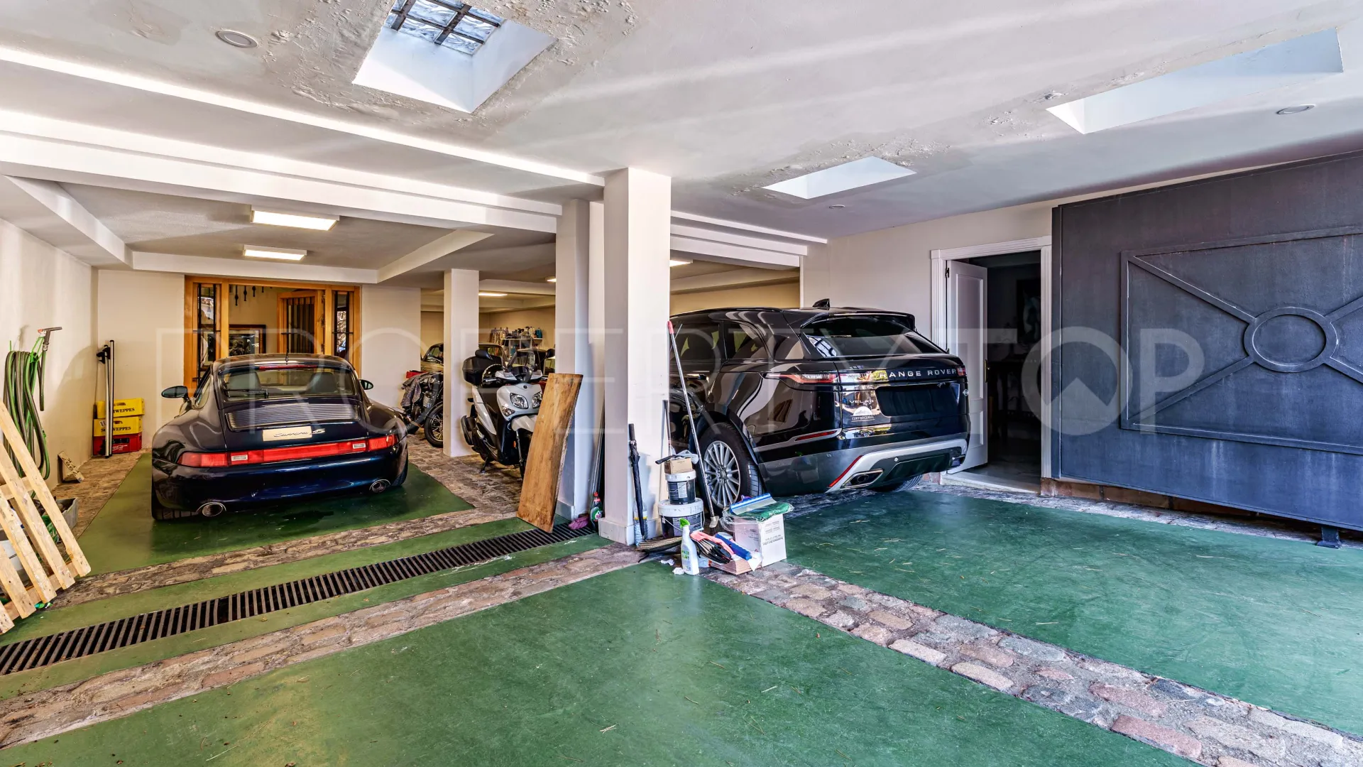 Malaga - Este, villa en venta de 6 dormitorios