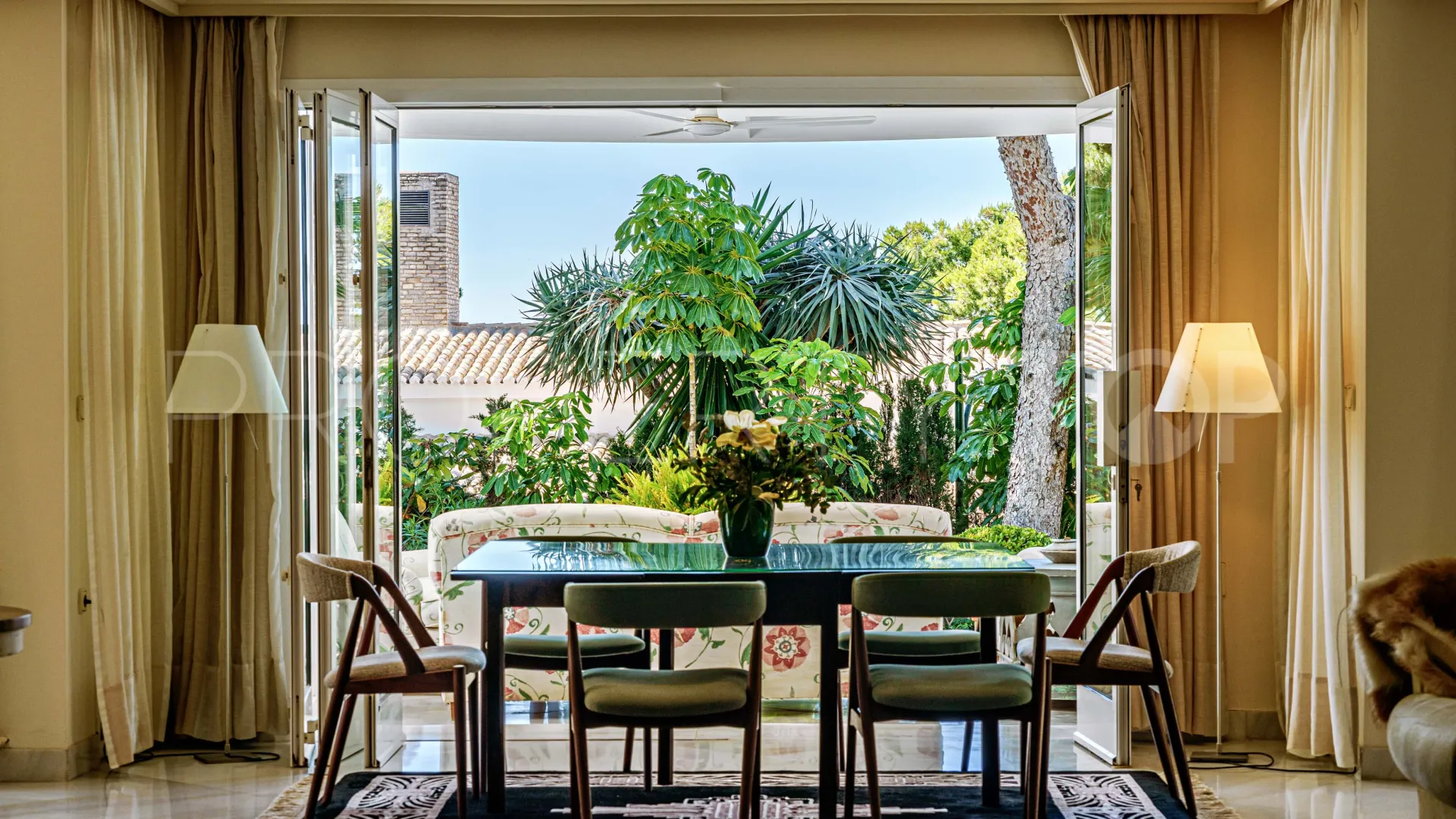 Malaga - Este, villa en venta de 6 dormitorios