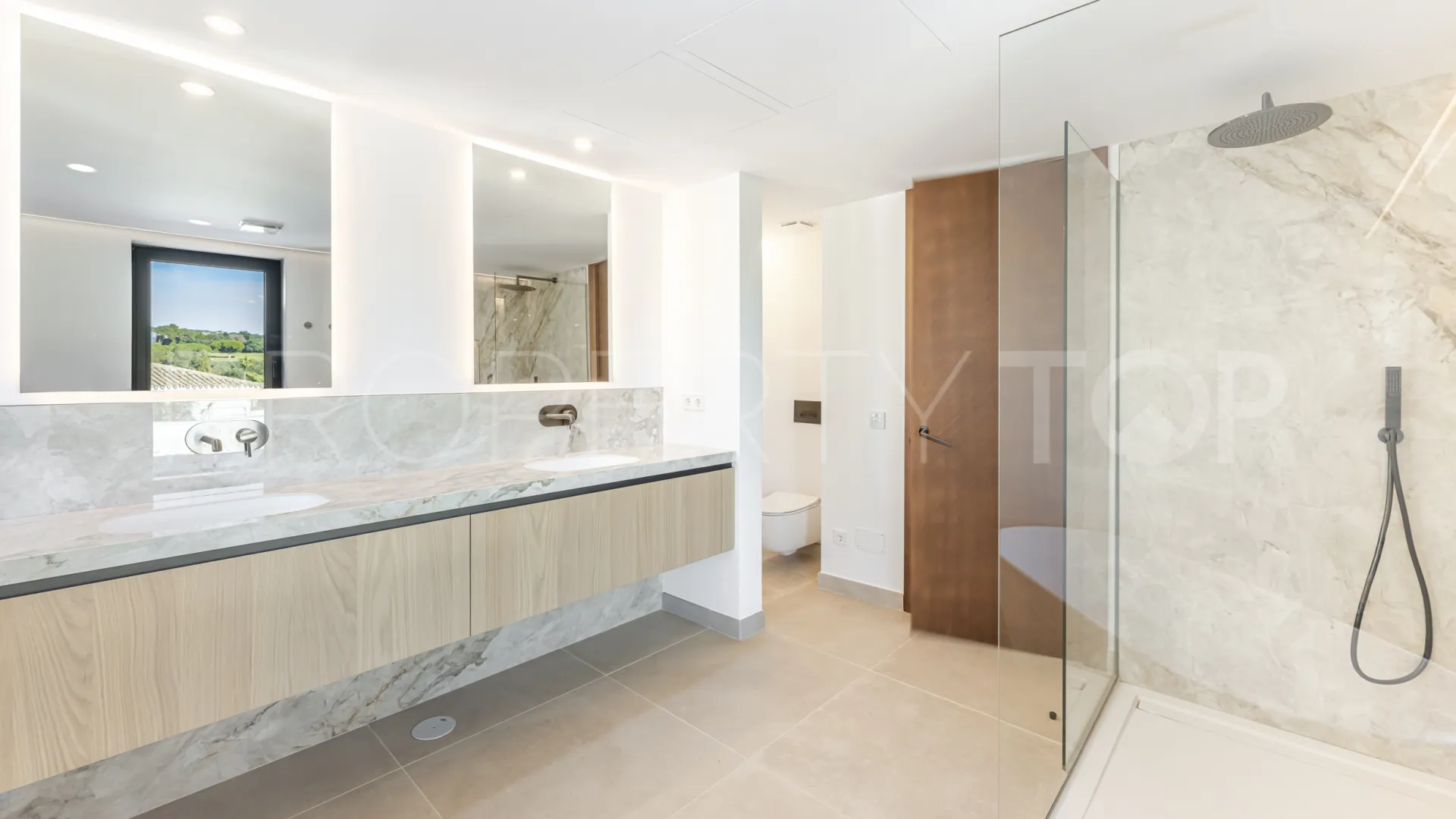 Sotogrande Alto, villa en venta de 5 dormitorios