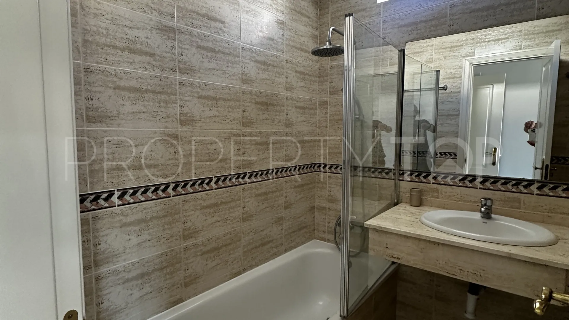 Comprar apartamento de 2 dormitorios en Señorio de Gonzaga