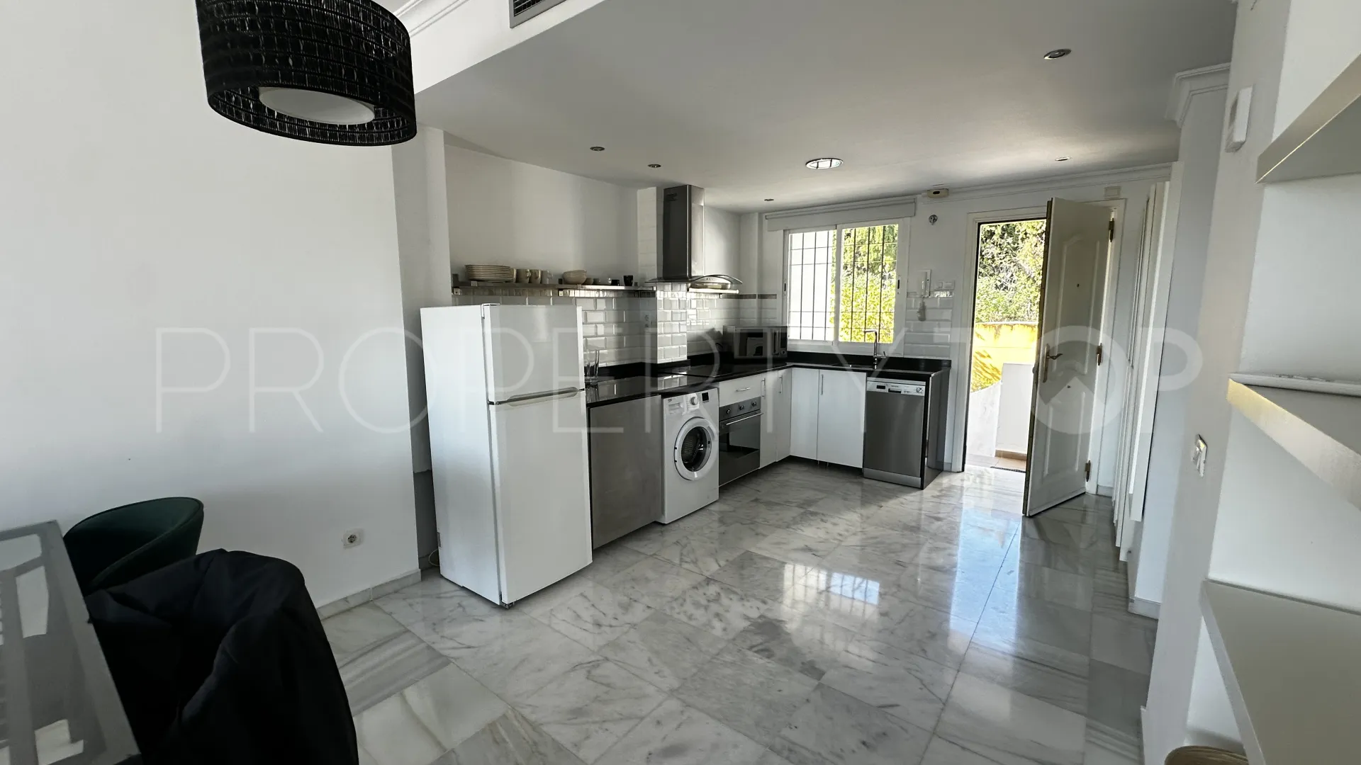 Comprar apartamento de 2 dormitorios en Señorio de Gonzaga