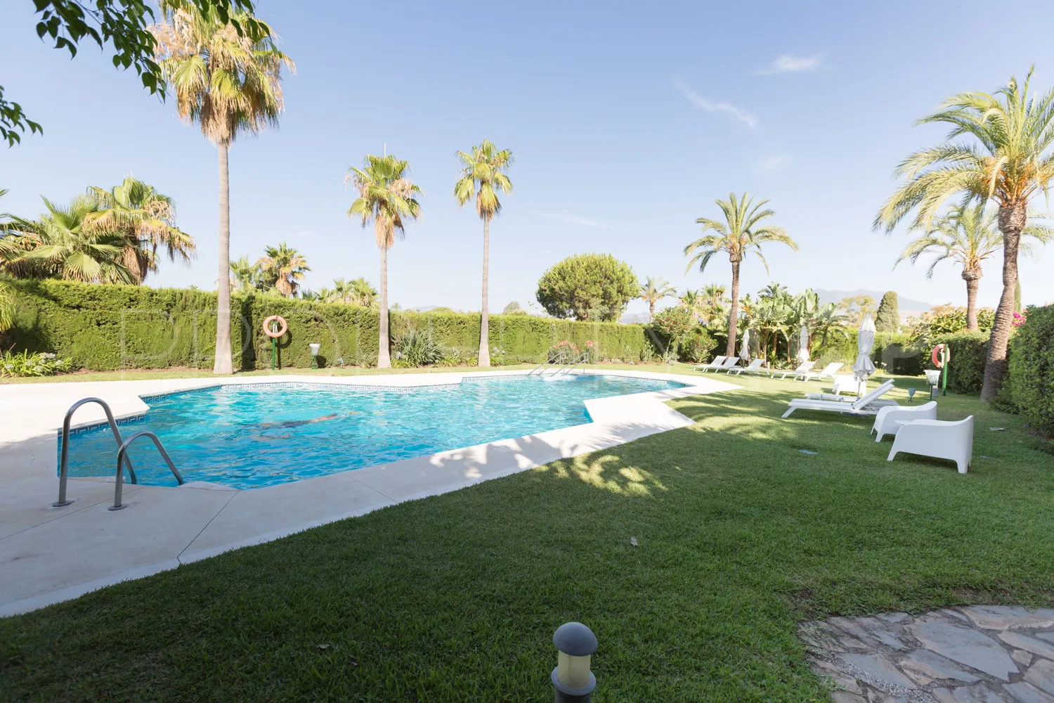 For sale Ancon Sierra IV 3 bedrooms ground floor apartment