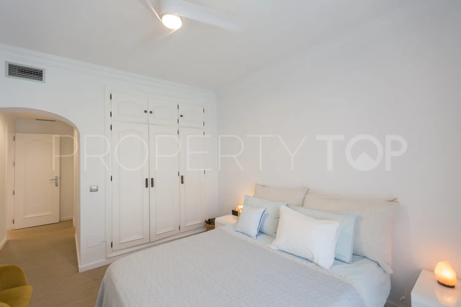 For sale Ancon Sierra IV 3 bedrooms ground floor apartment
