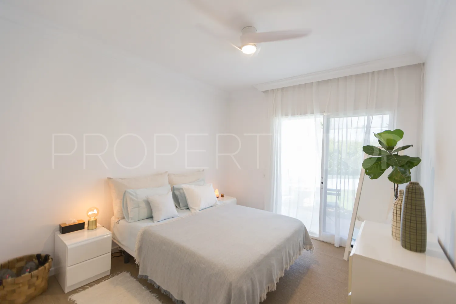 For sale Ancon Sierra IV 3 bedrooms ground floor apartment