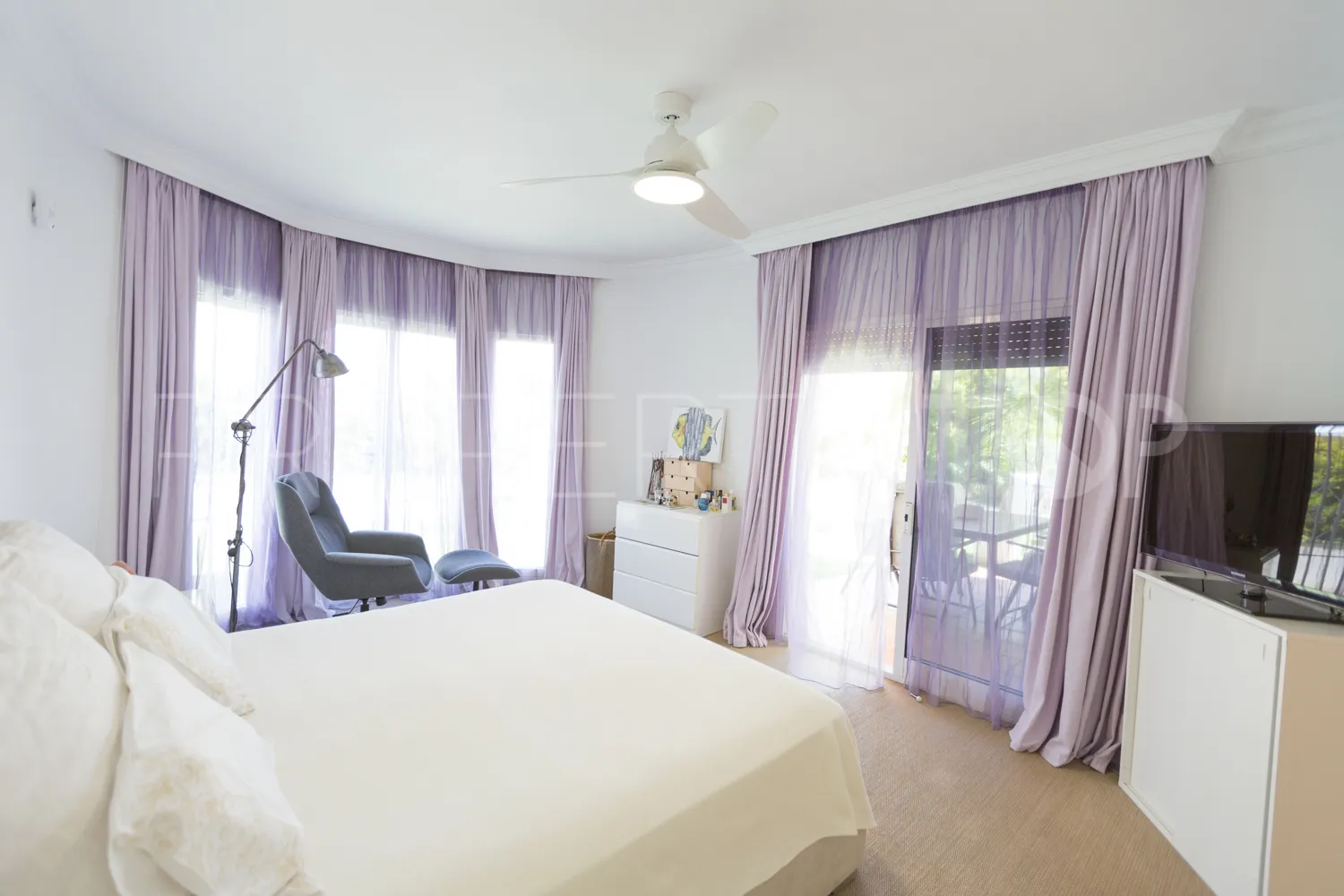 For sale Ancon Sierra IV 3 bedrooms ground floor apartment