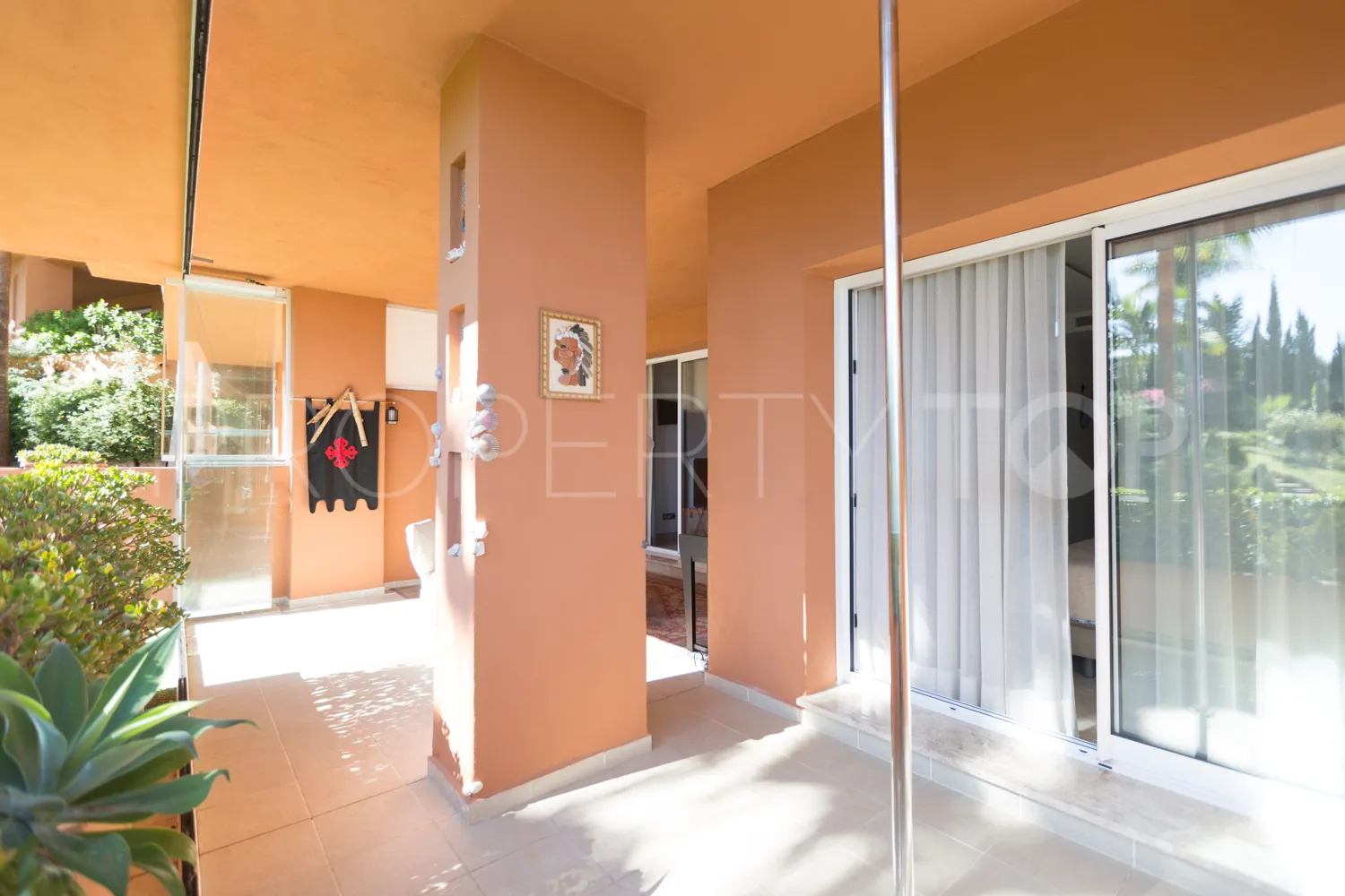 Ground floor apartment in Alminar de Marbella for sale