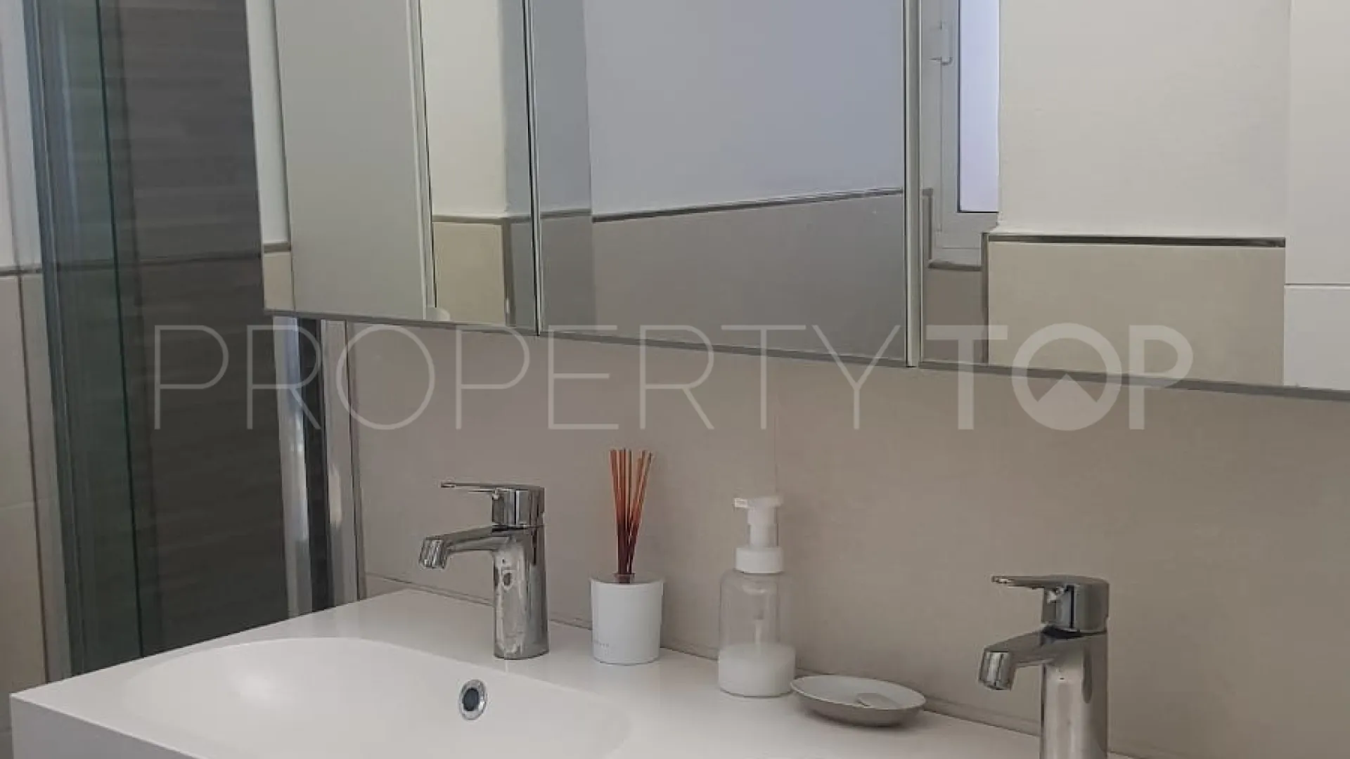 2 bedrooms ground floor apartment for sale in Benamara