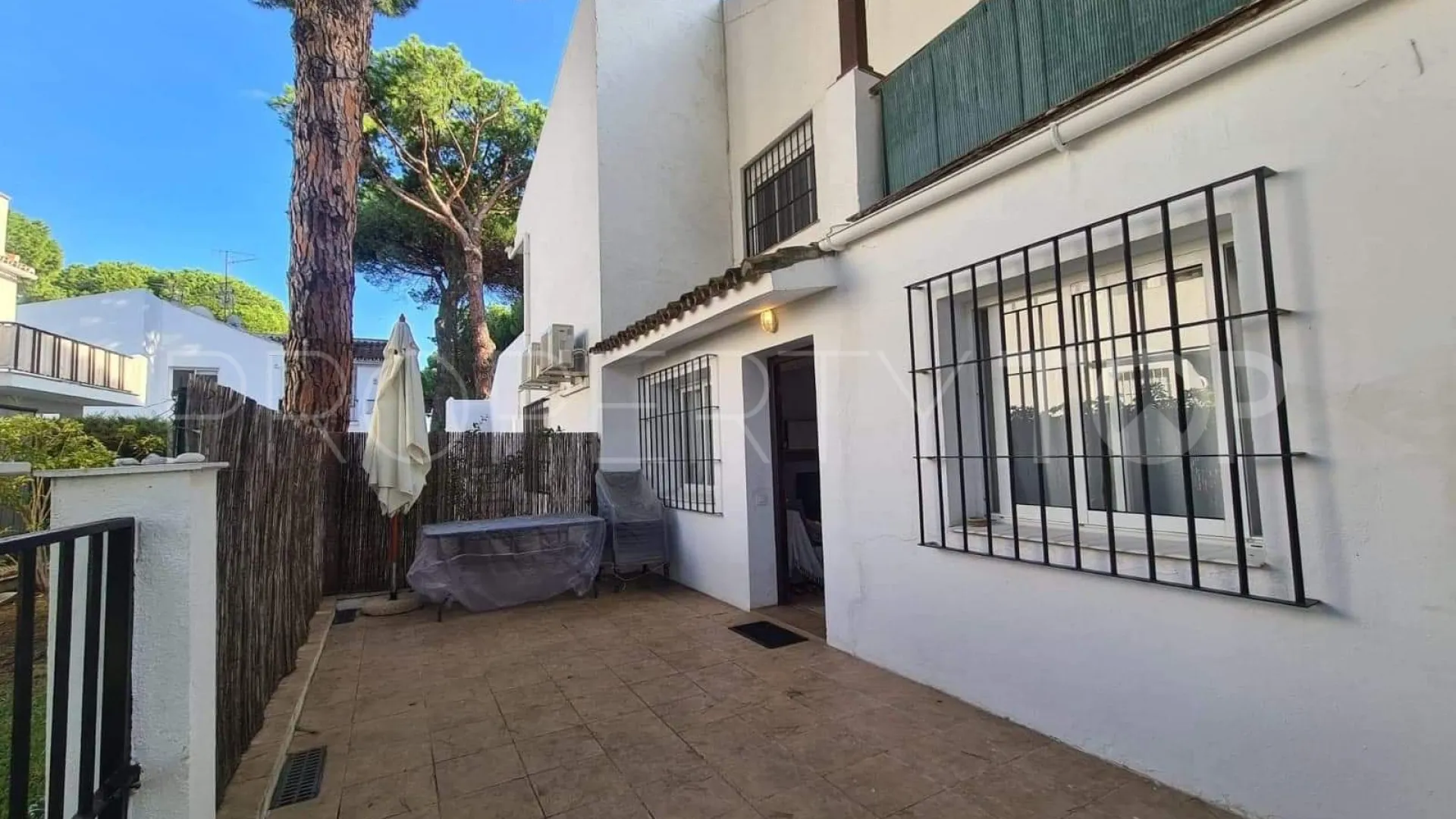 2 bedrooms ground floor apartment for sale in Benamara
