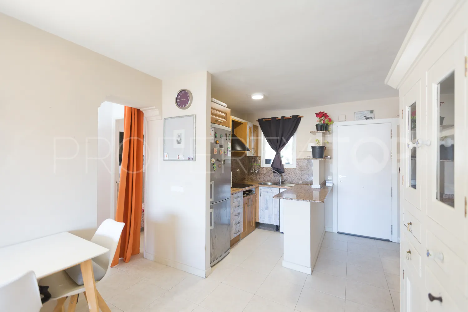 Apartamento en venta de 2 dormitorios en Nueva Andalucia