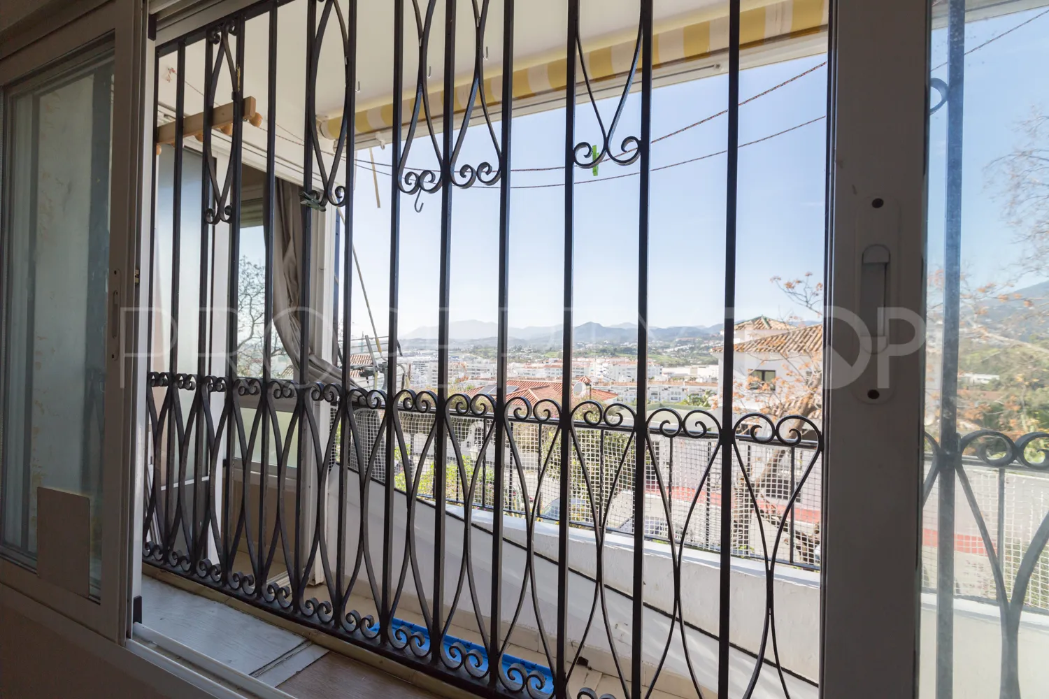 Apartamento en venta de 2 dormitorios en Nueva Andalucia