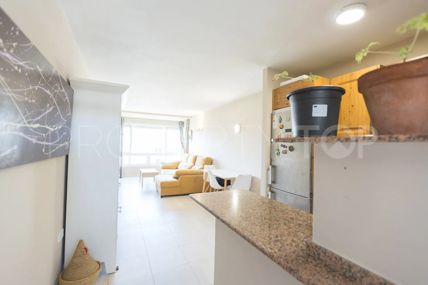 Apartamento en venta de 2 dormitorios en Nueva Andalucia