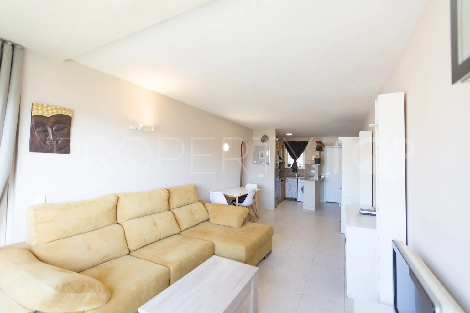 Apartamento en venta de 2 dormitorios en Nueva Andalucia