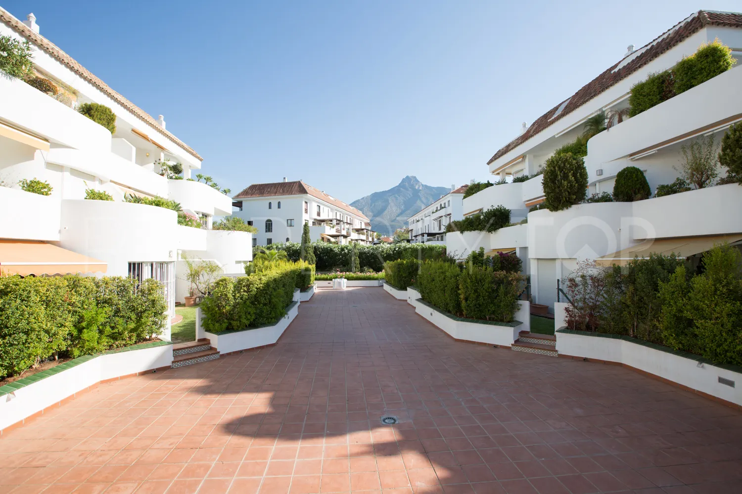 El Ancon Sierra IV apartment for sale