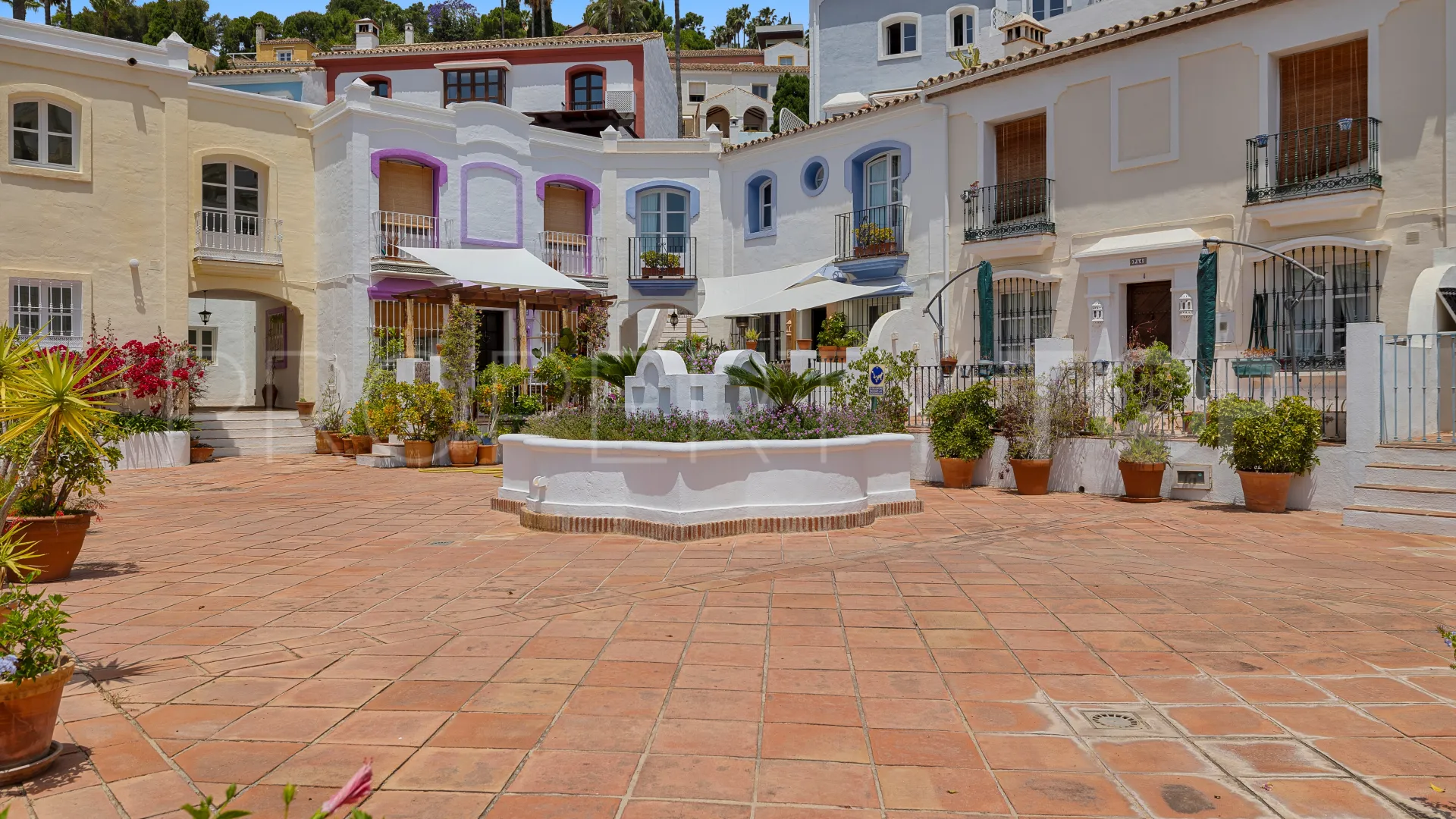 Benahavis, adosado con 3 dormitorios a la venta