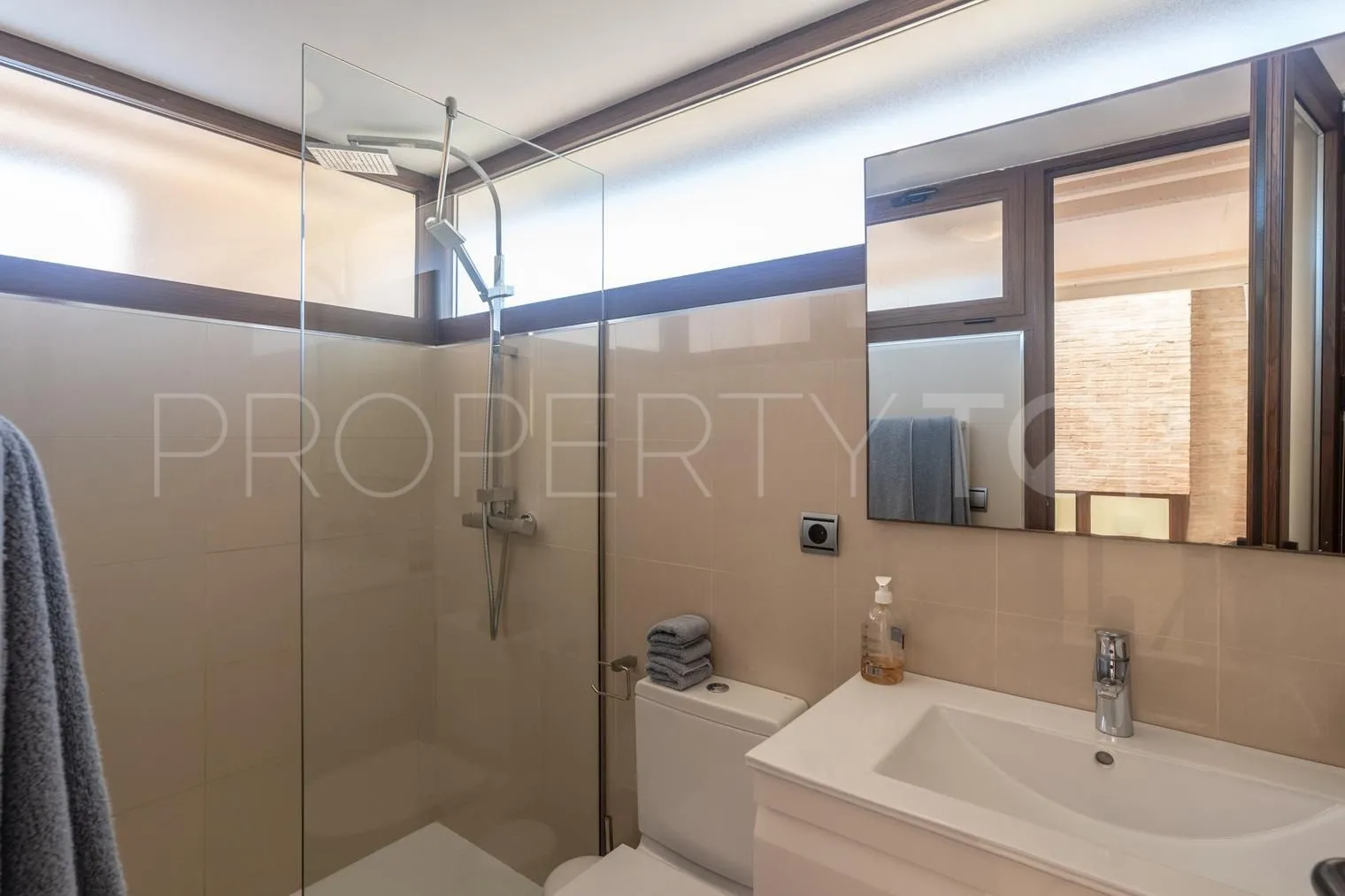 Penthouse for sale in New Golden Mile