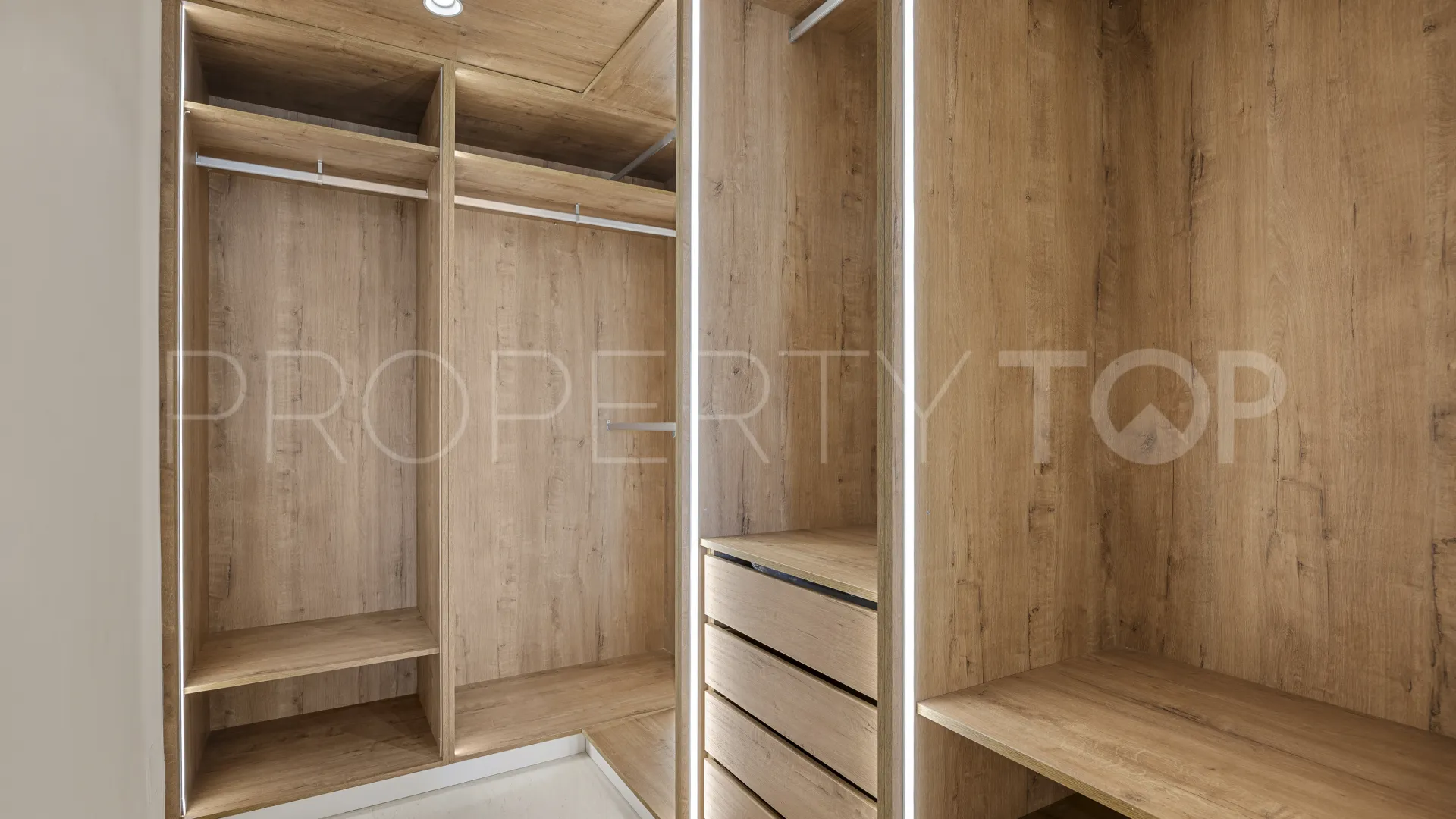 Se vende atico duplex en Nueva Atalaya de 3 dormitorios