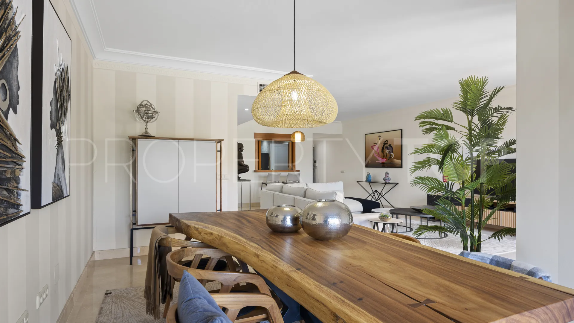 For sale duplex penthouse in Bahia Alcantara with 3 bedrooms