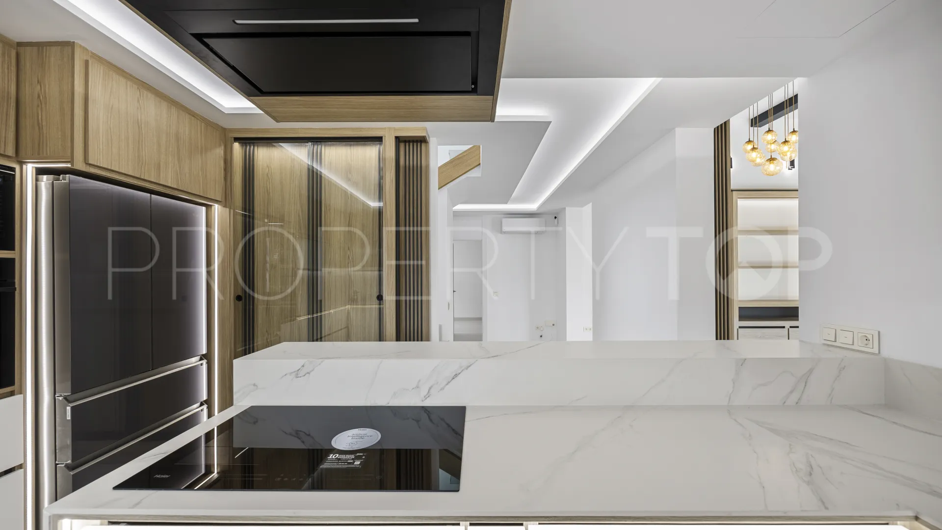 Buy villa with 4 bedrooms in Guadalmina Alta