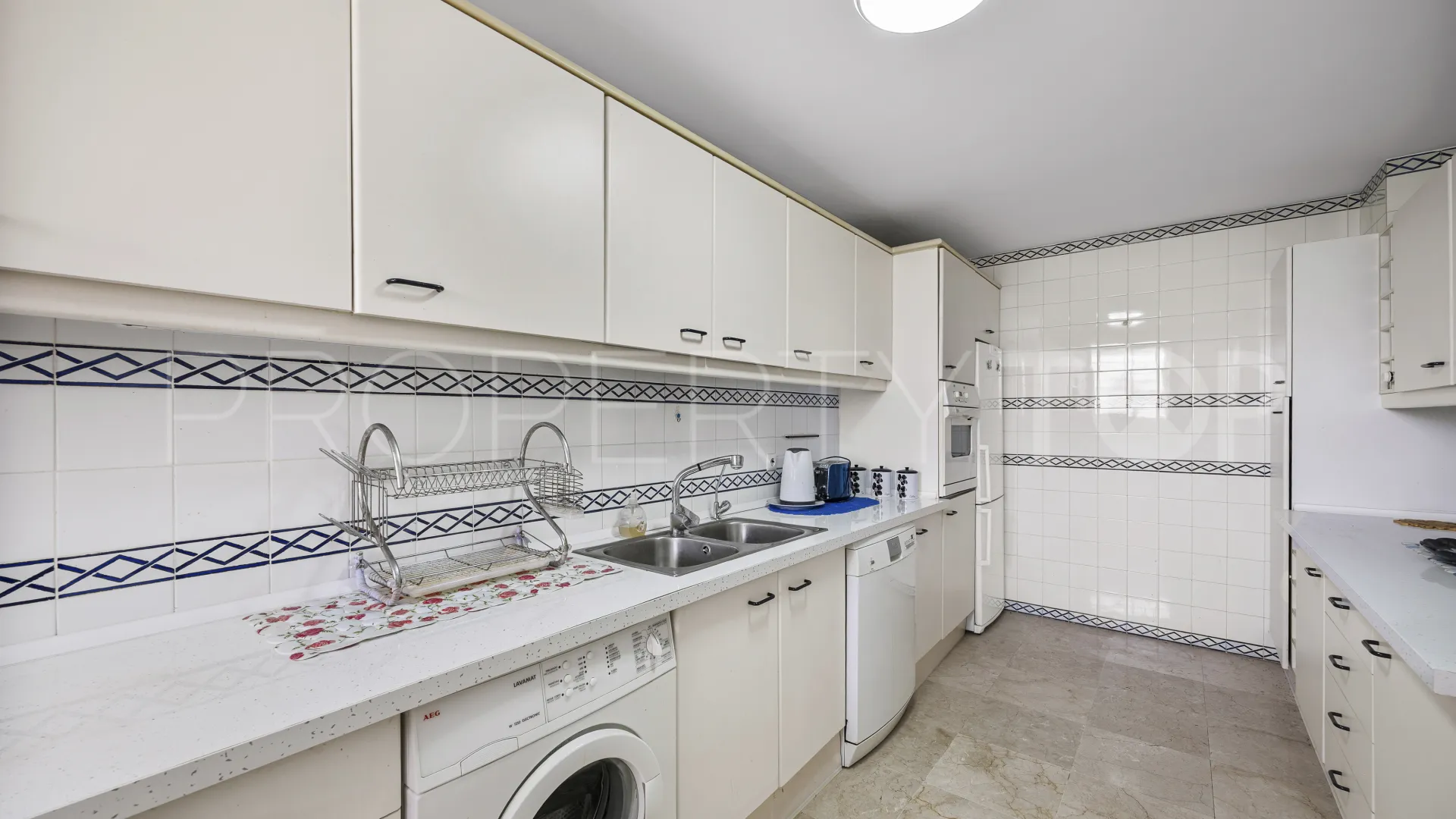 Guadalmina Alta, apartamento en venta de 2 dormitorios