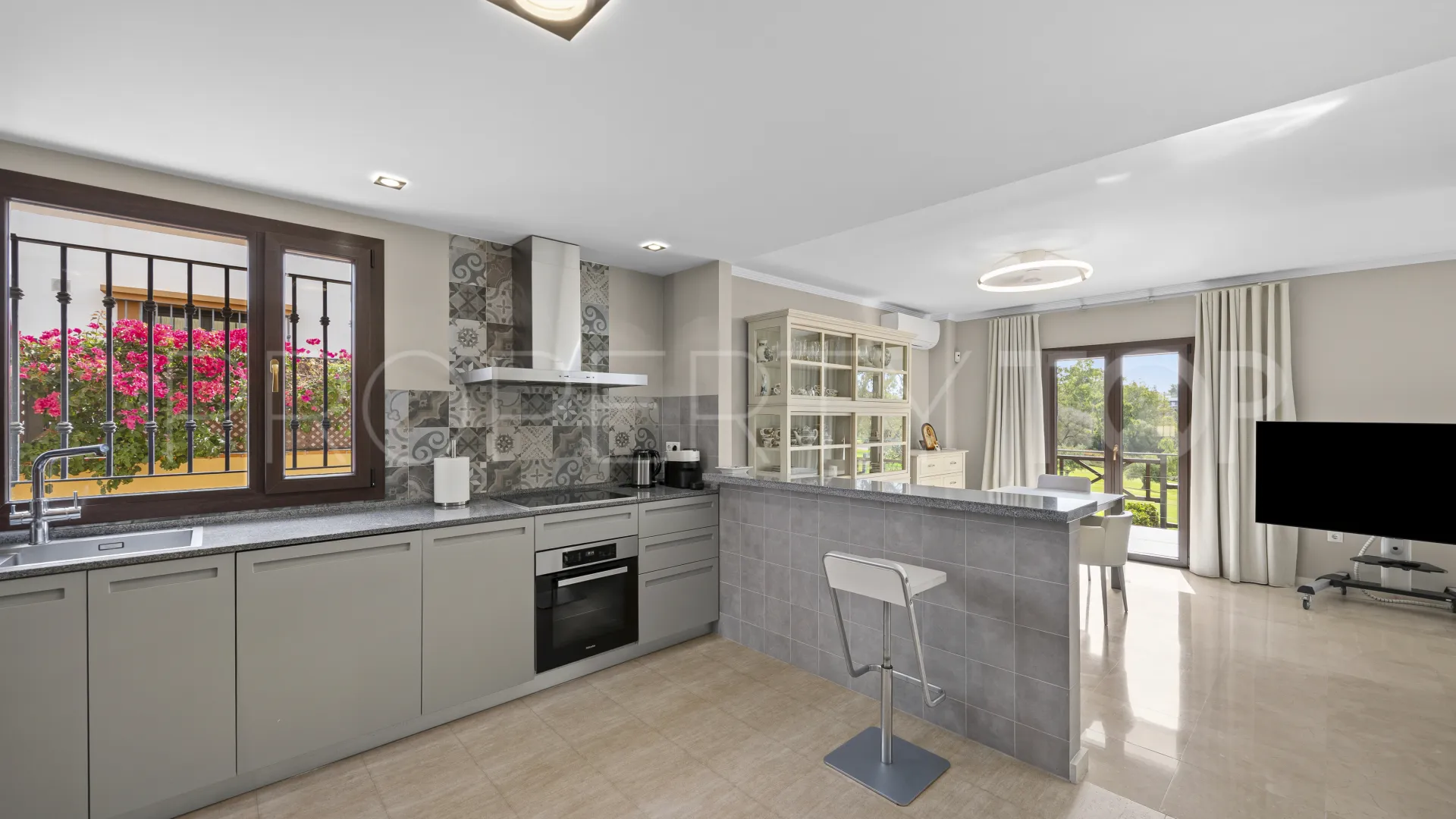 For sale Guadalmina Alta villa with 5 bedrooms