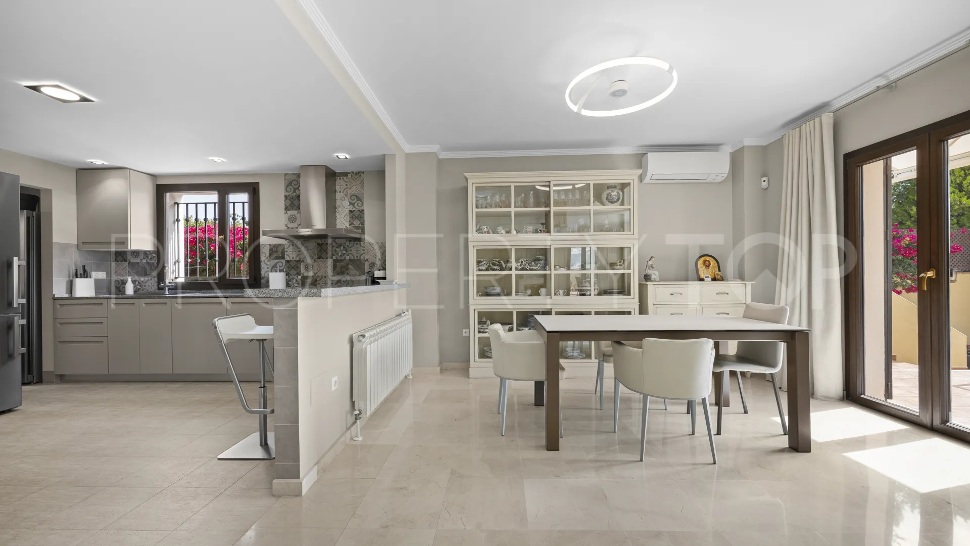 For sale Guadalmina Alta villa with 5 bedrooms