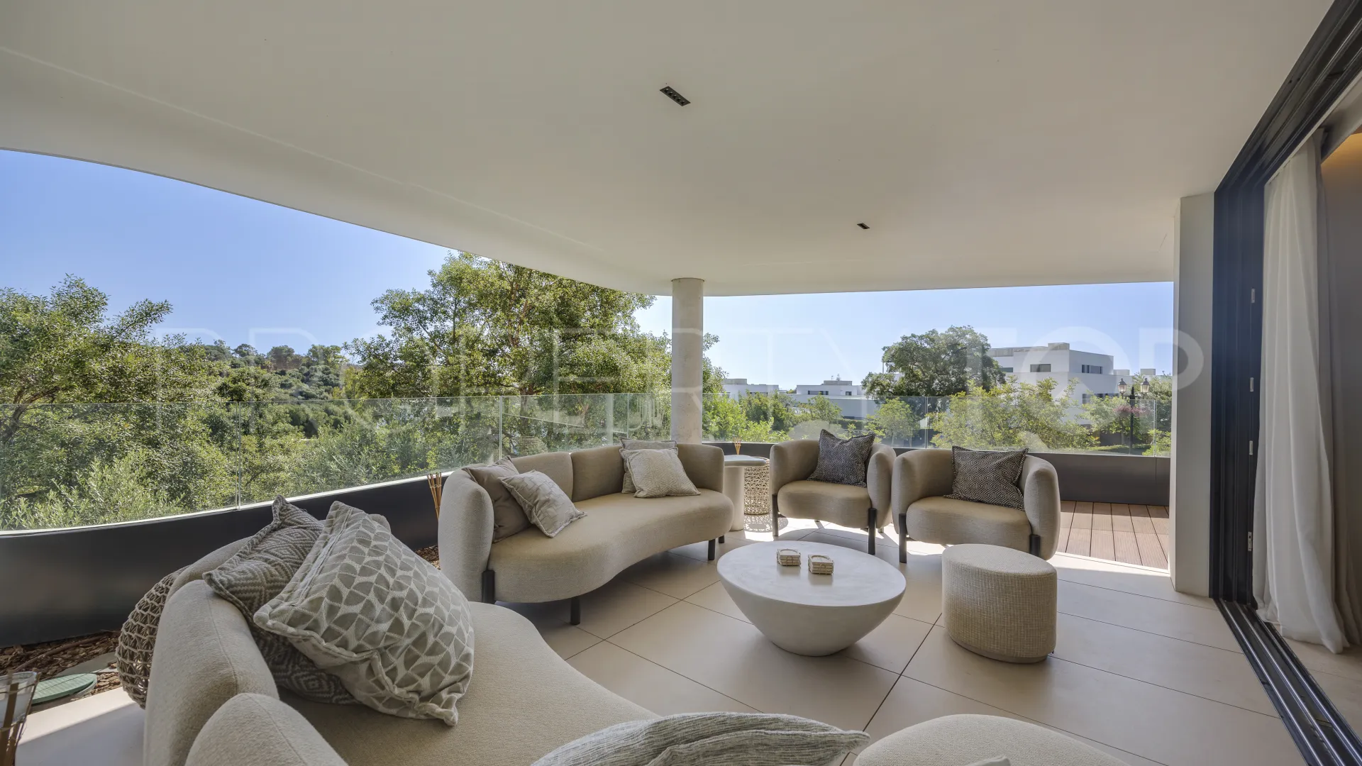 Apartamento en venta con 3 dormitorios en La Reserva