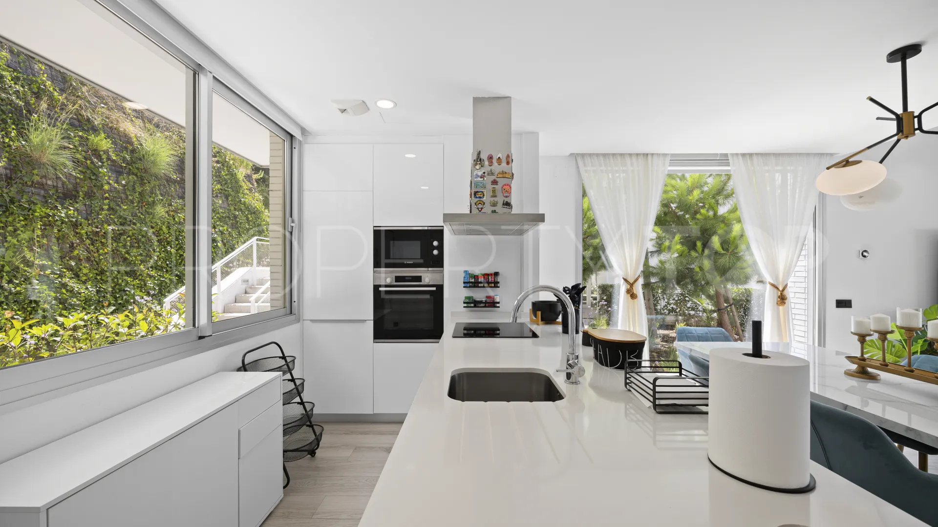 3 bedrooms Estepona town house for sale