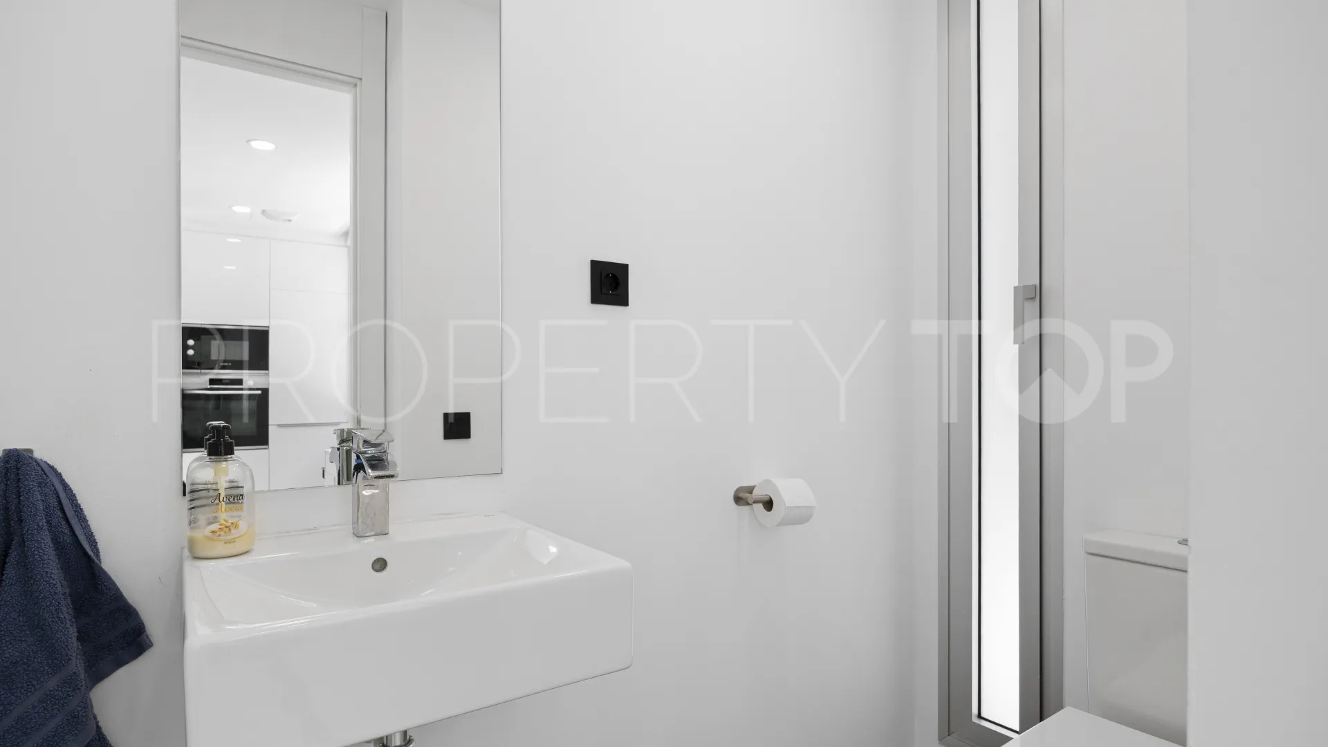 3 bedrooms Estepona town house for sale