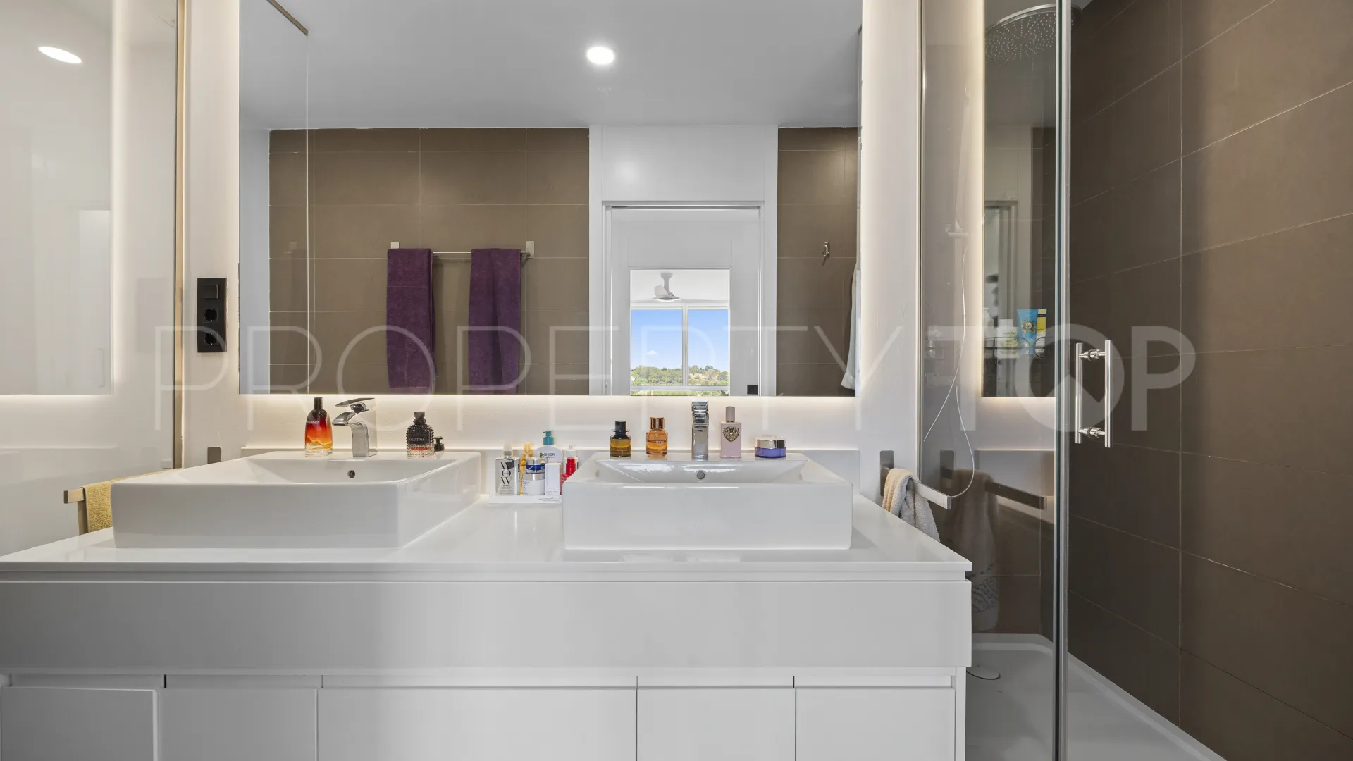 3 bedrooms Estepona town house for sale