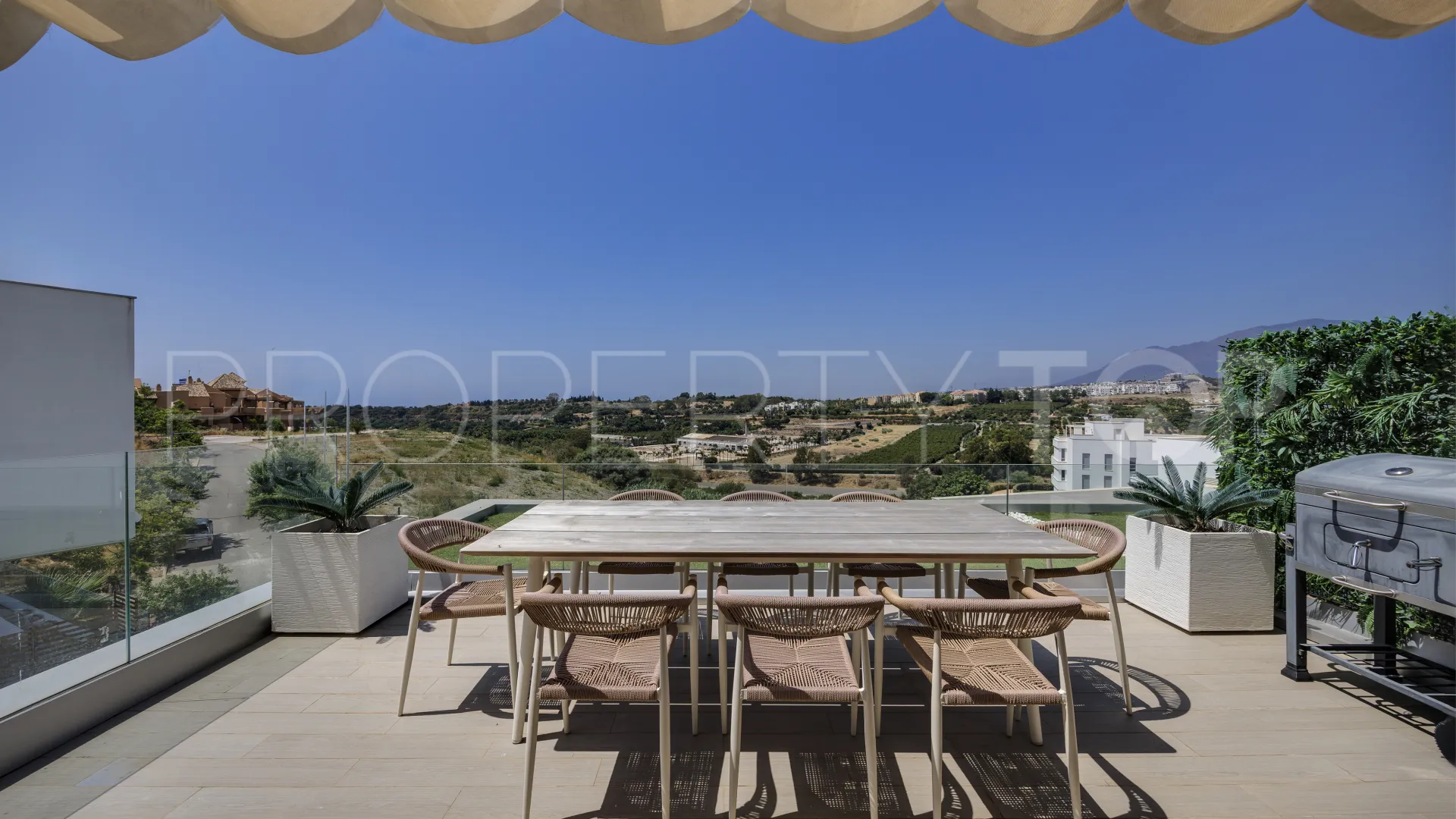 3 bedrooms Estepona town house for sale