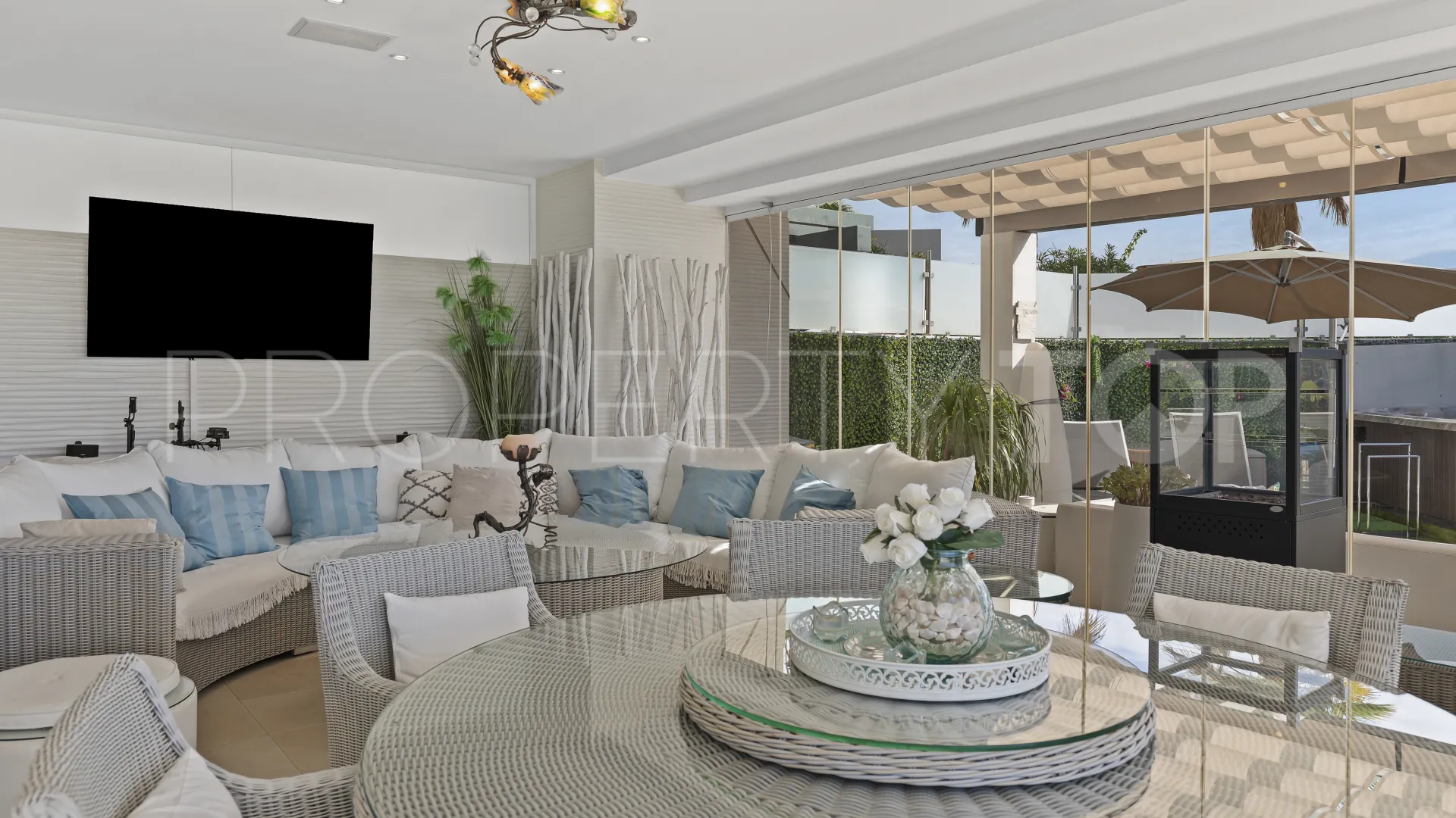 For sale Casares 2 bedrooms ground floor apartment