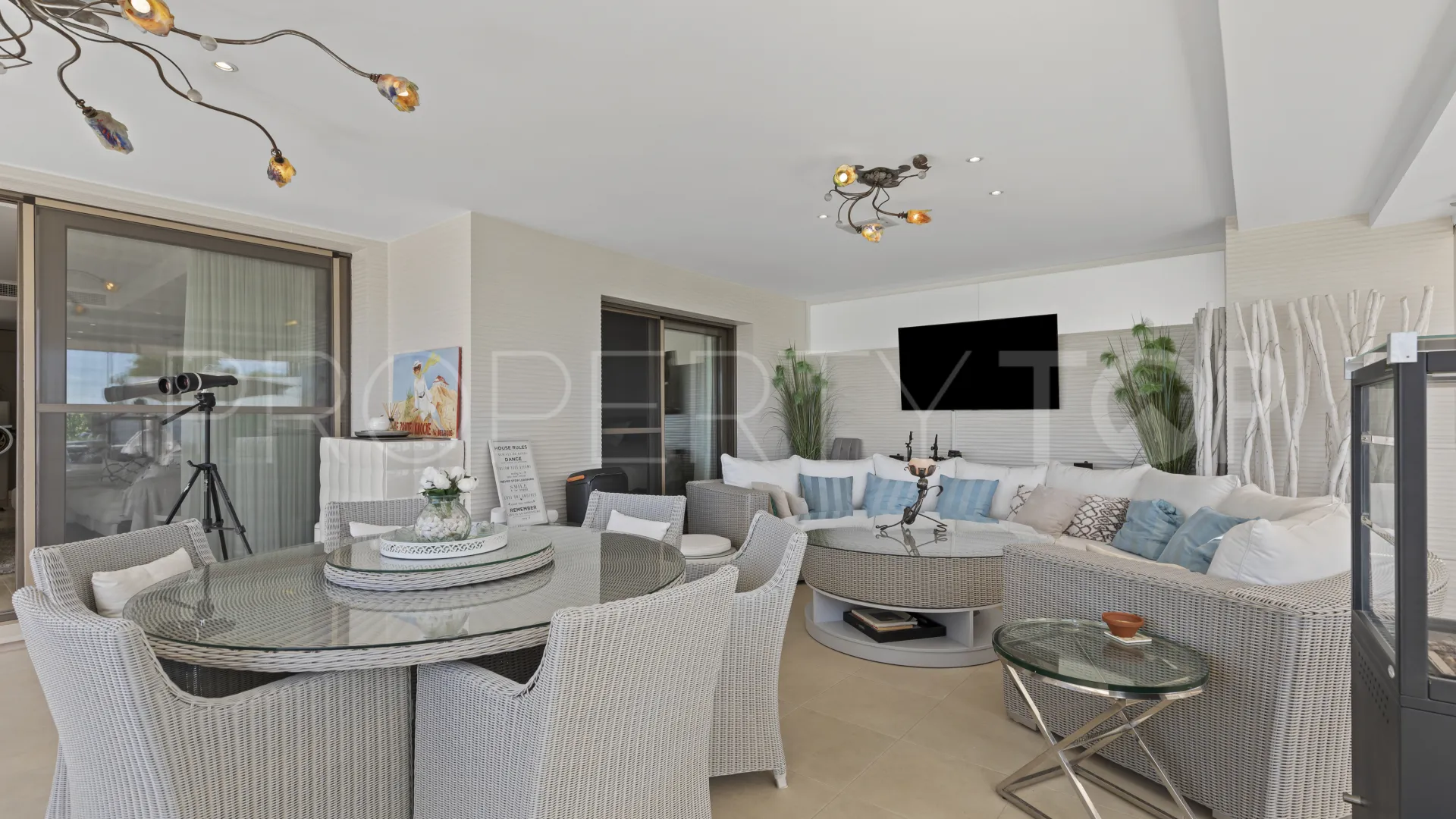 For sale Casares 2 bedrooms ground floor apartment