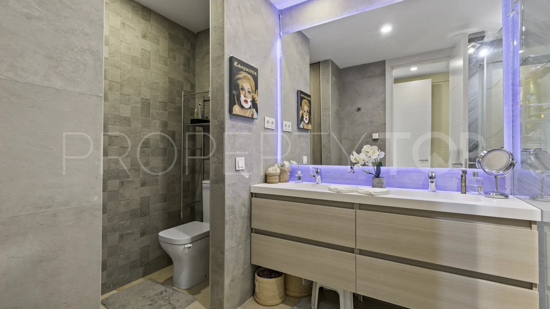 For sale Casares 2 bedrooms ground floor apartment