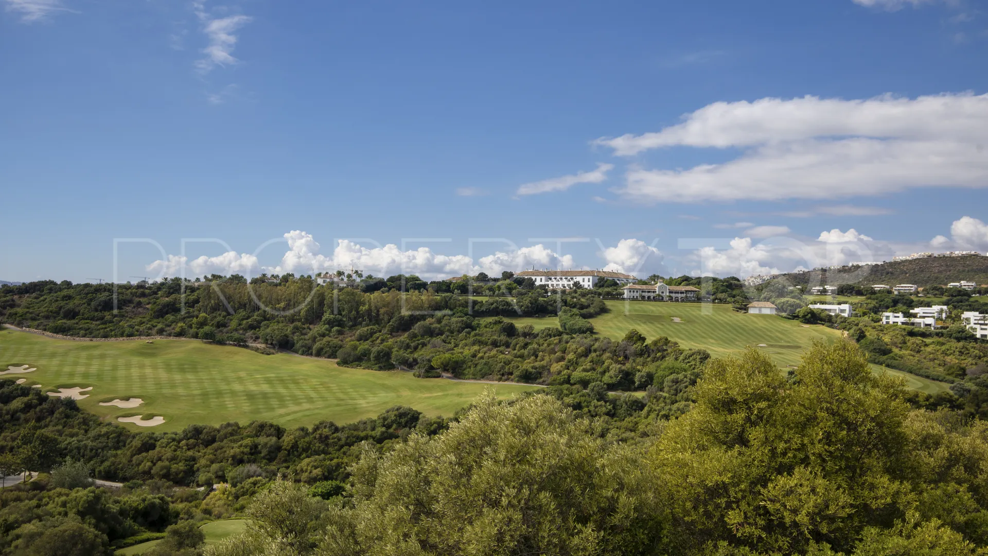 For sale Casares 2 bedrooms ground floor apartment