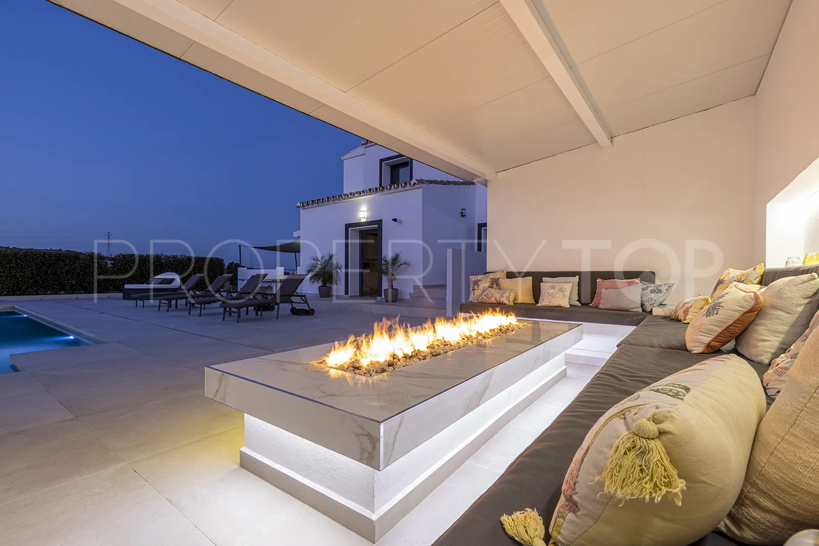 Casares, villa en venta
