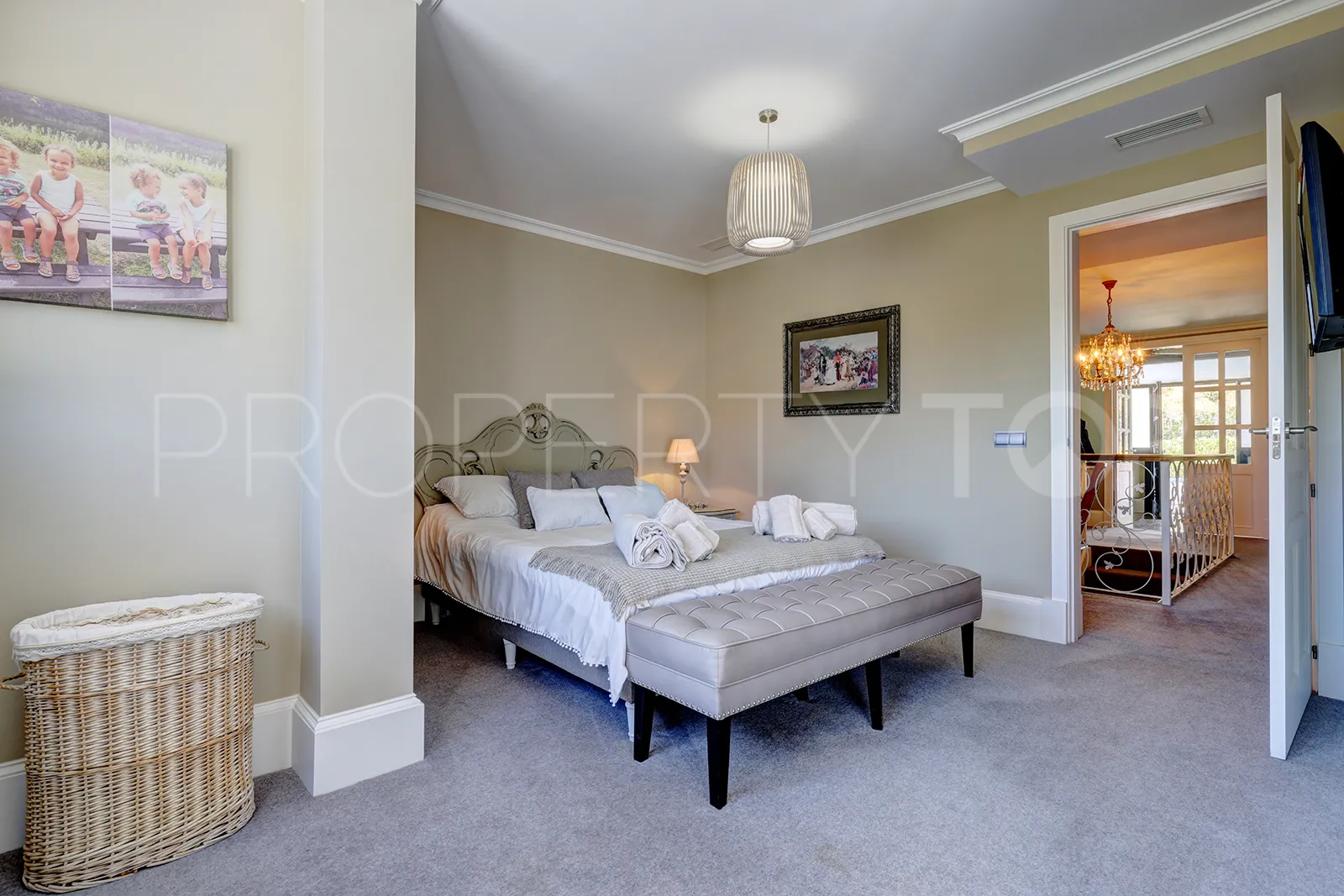 Casares, villa en venta